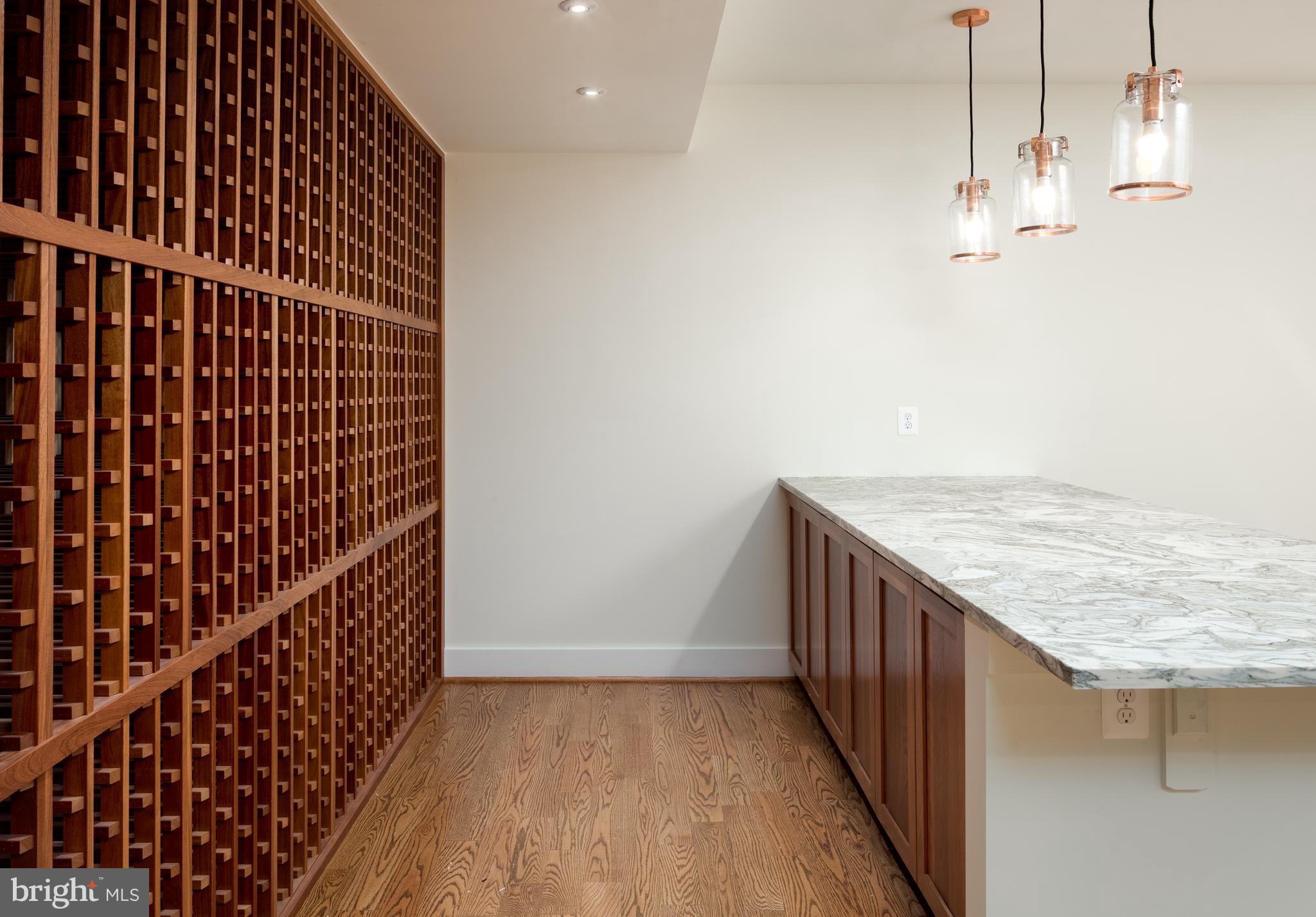 ROSEMONT - Residential