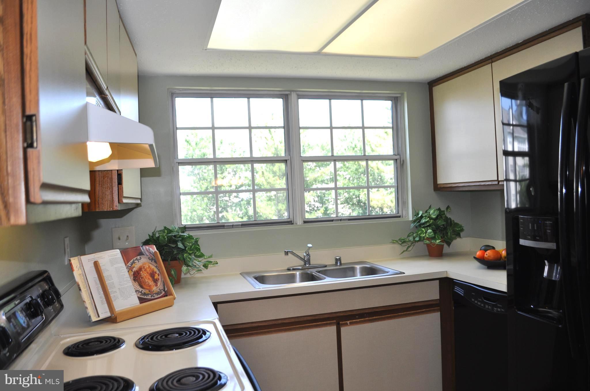 FOX CHAPEL AT TUDOR KNOLLS - Residential