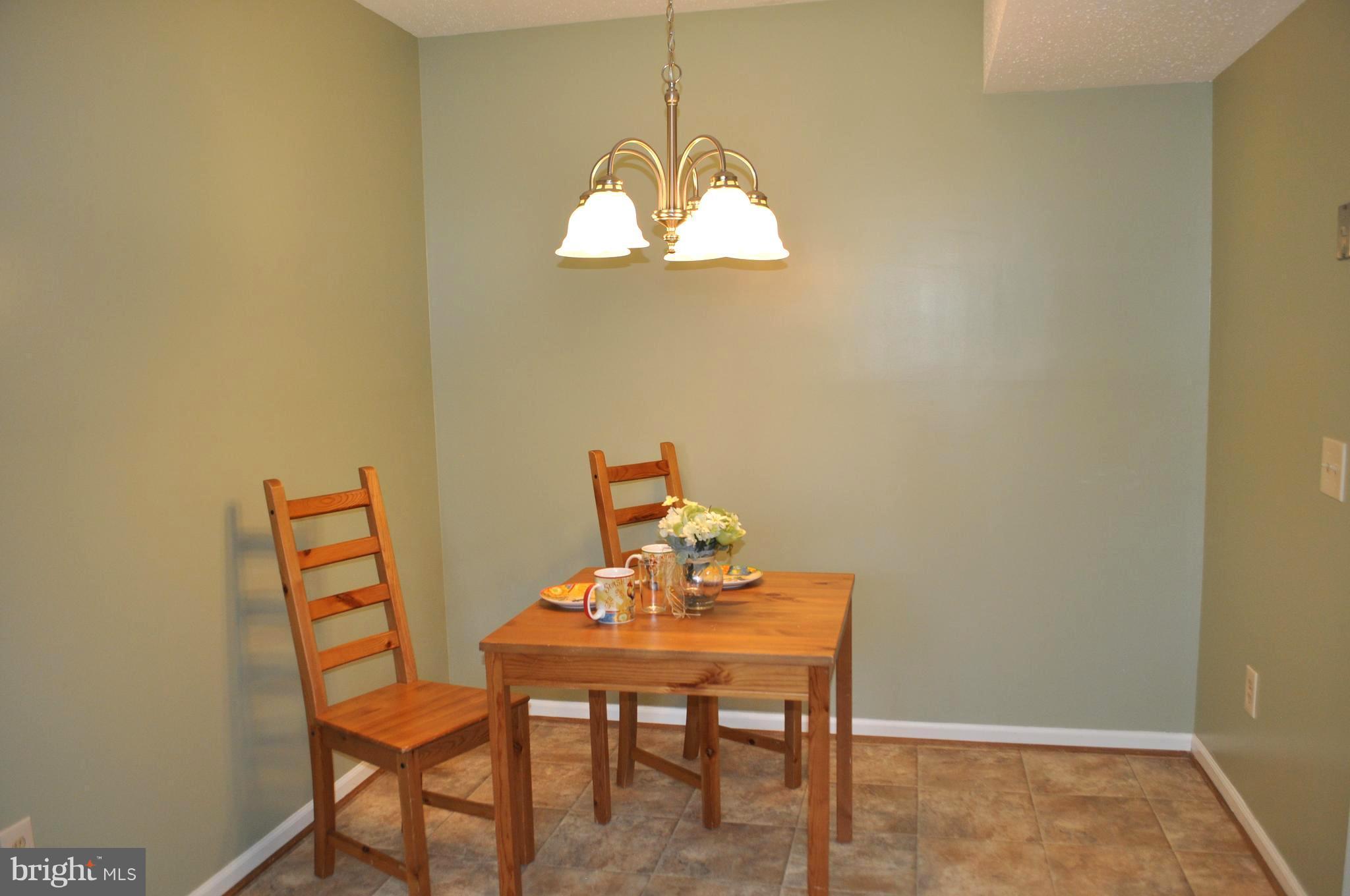 FOX CHAPEL AT TUDOR KNOLLS - Residential