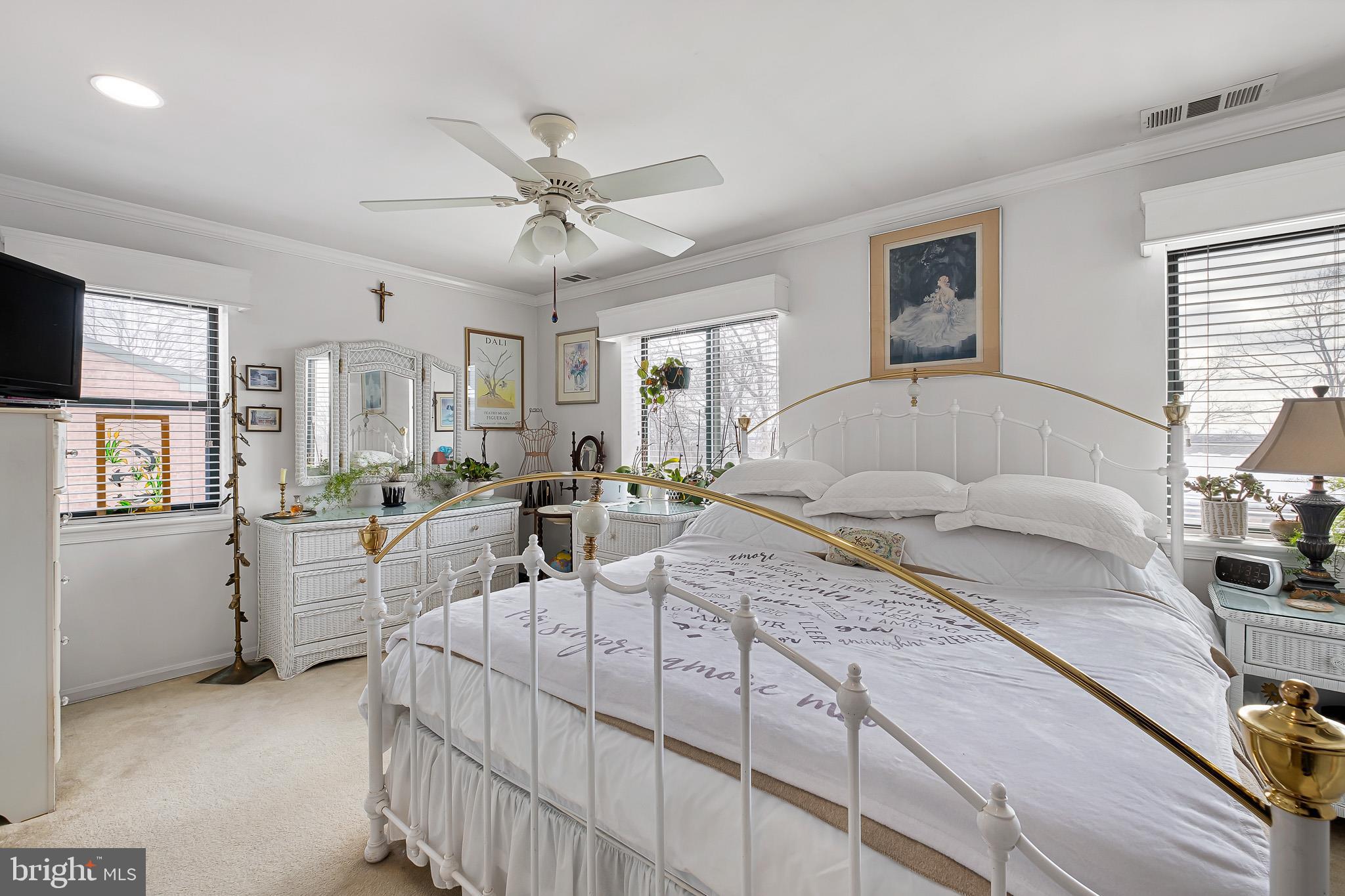 PALADIN CLUB - Residential