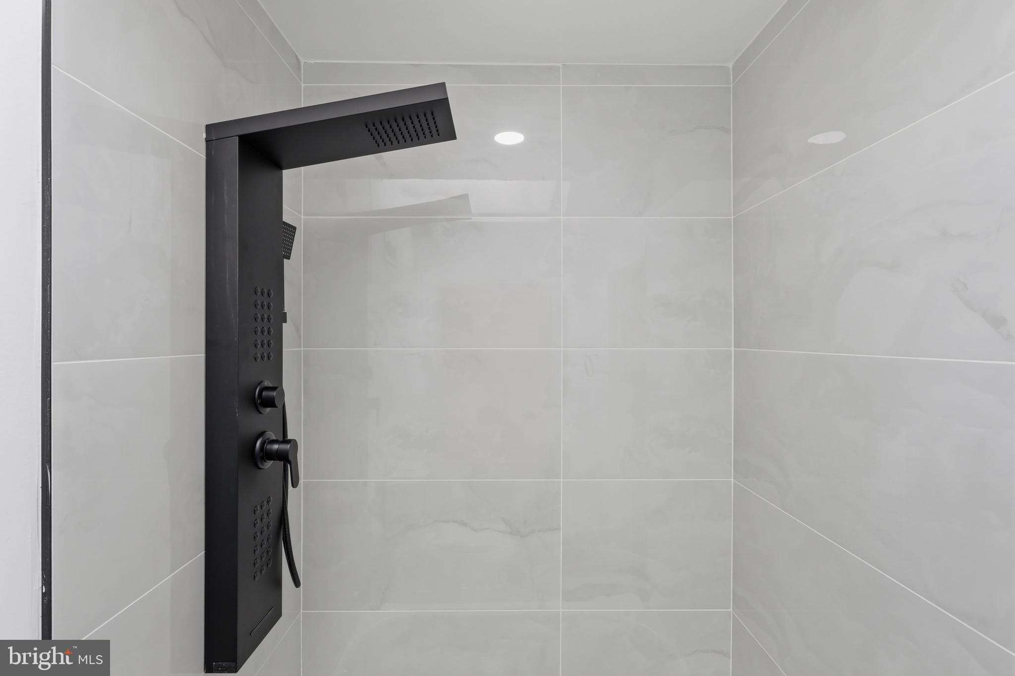 PHILADELPHIA - Residential