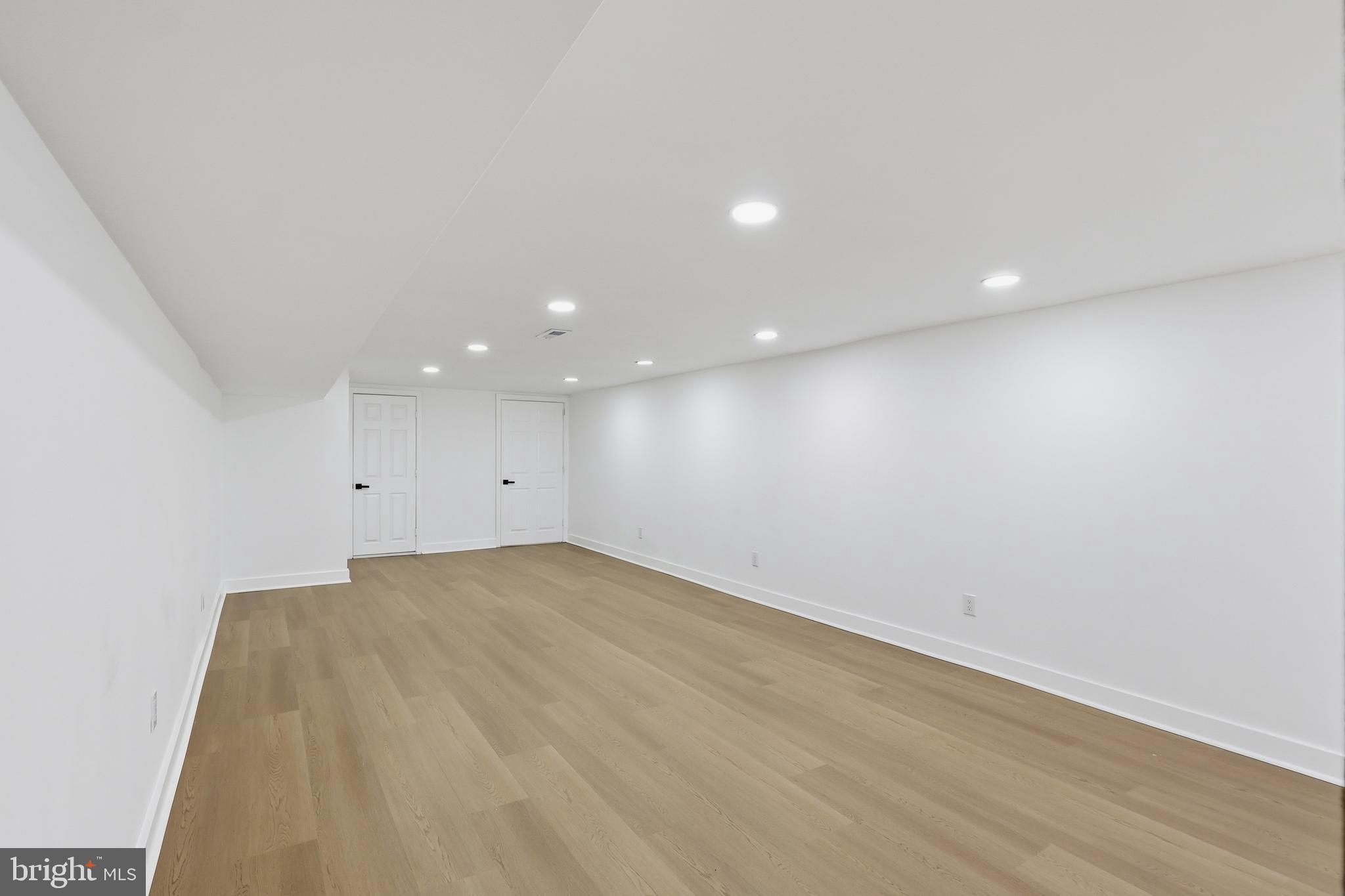 PHILADELPHIA - Residential