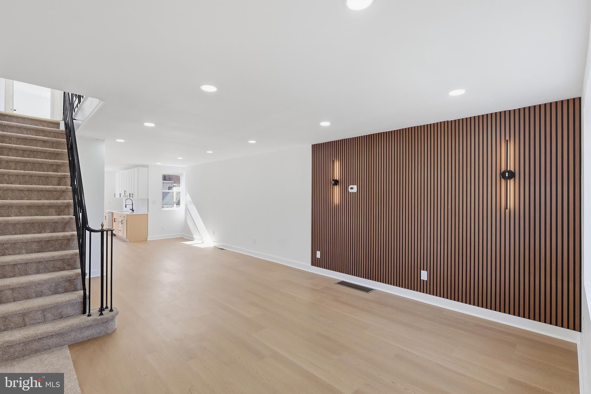 PHILADELPHIA - Residential