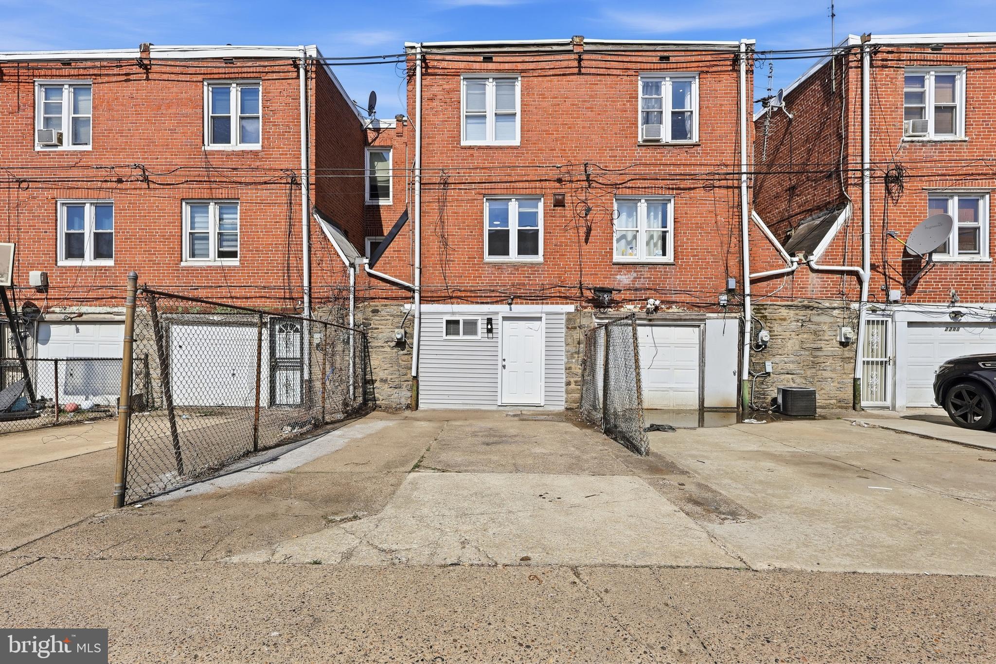 PHILADELPHIA - Residential