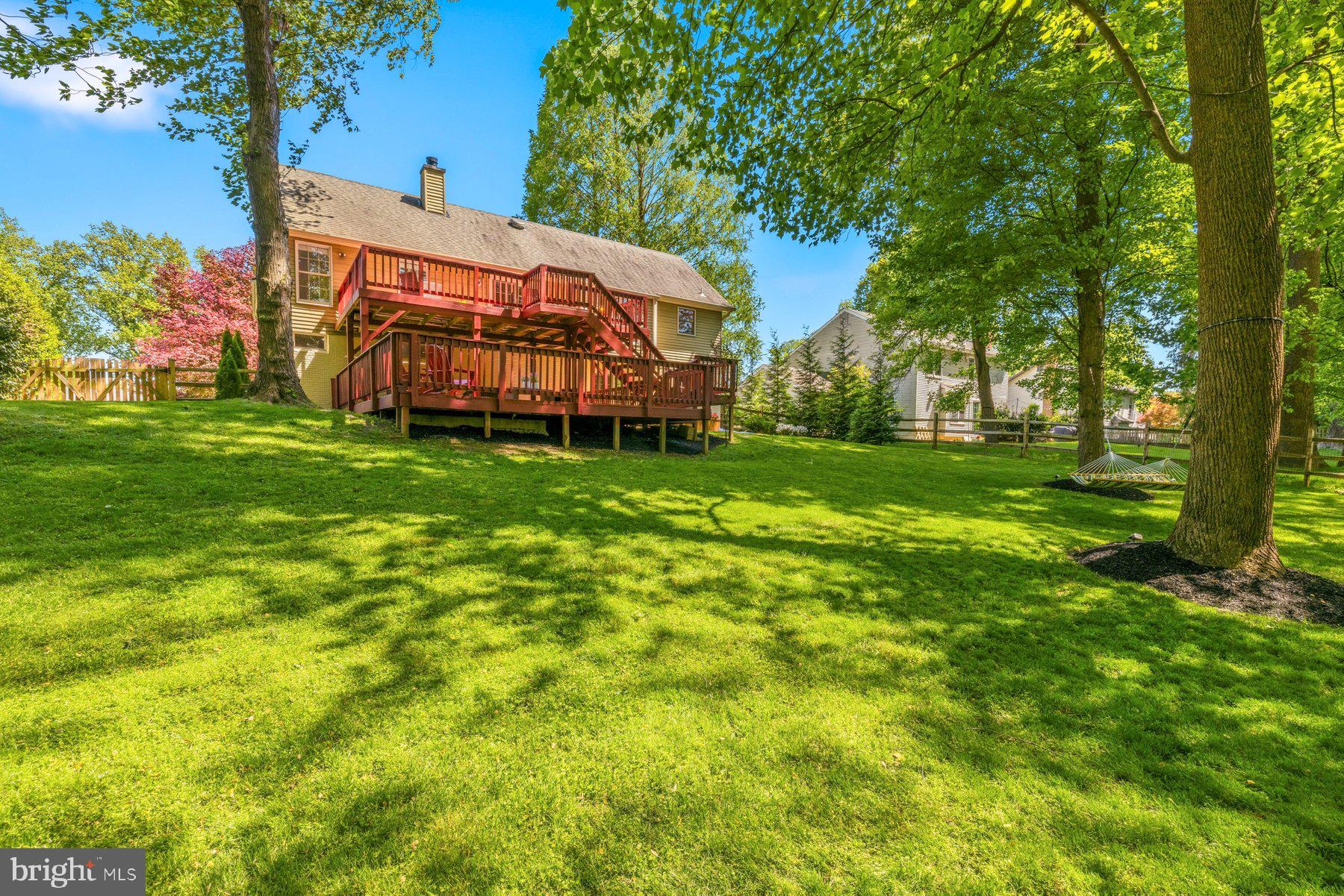 BURLEIGH MANOR - Residential