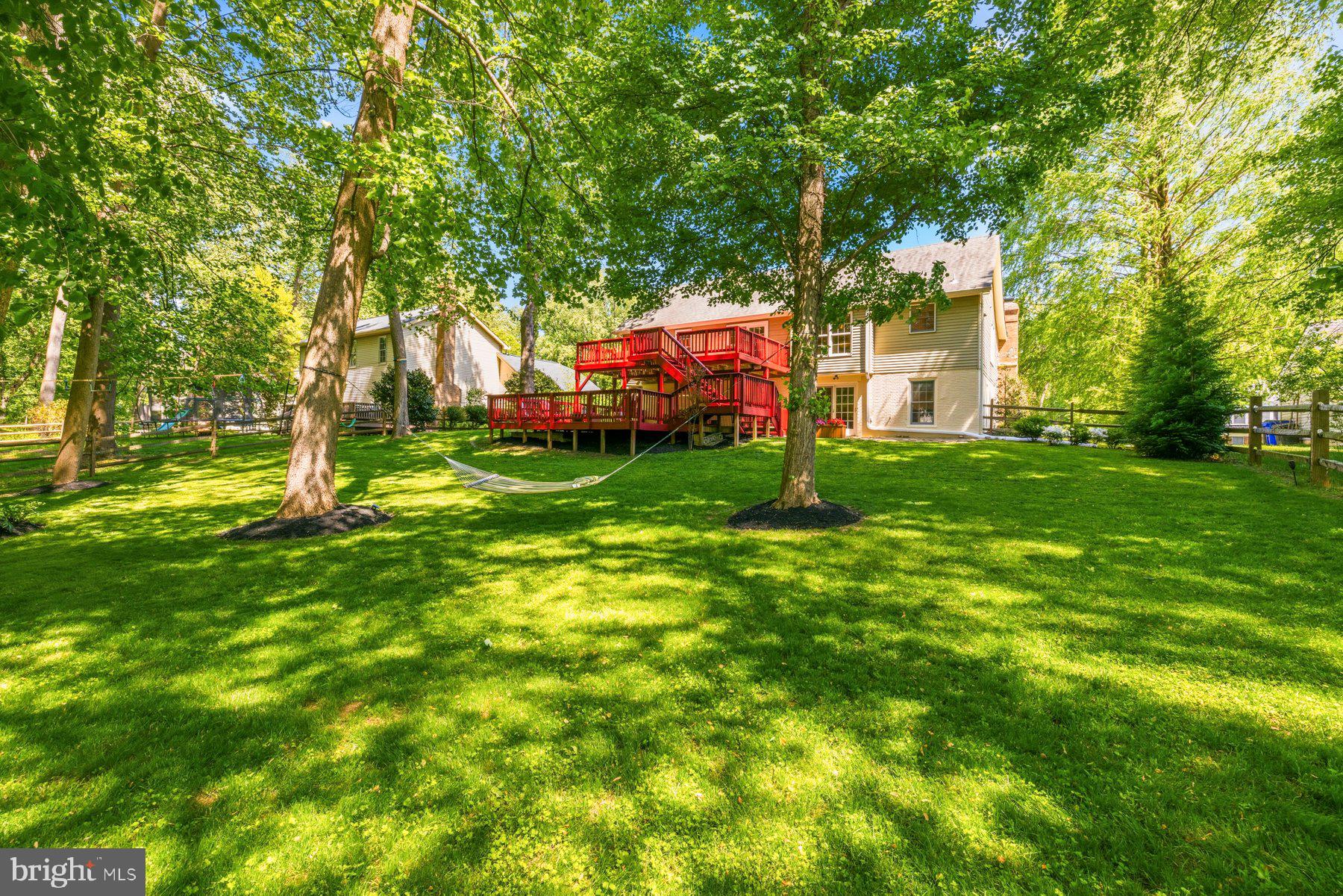 BURLEIGH MANOR - Residential
