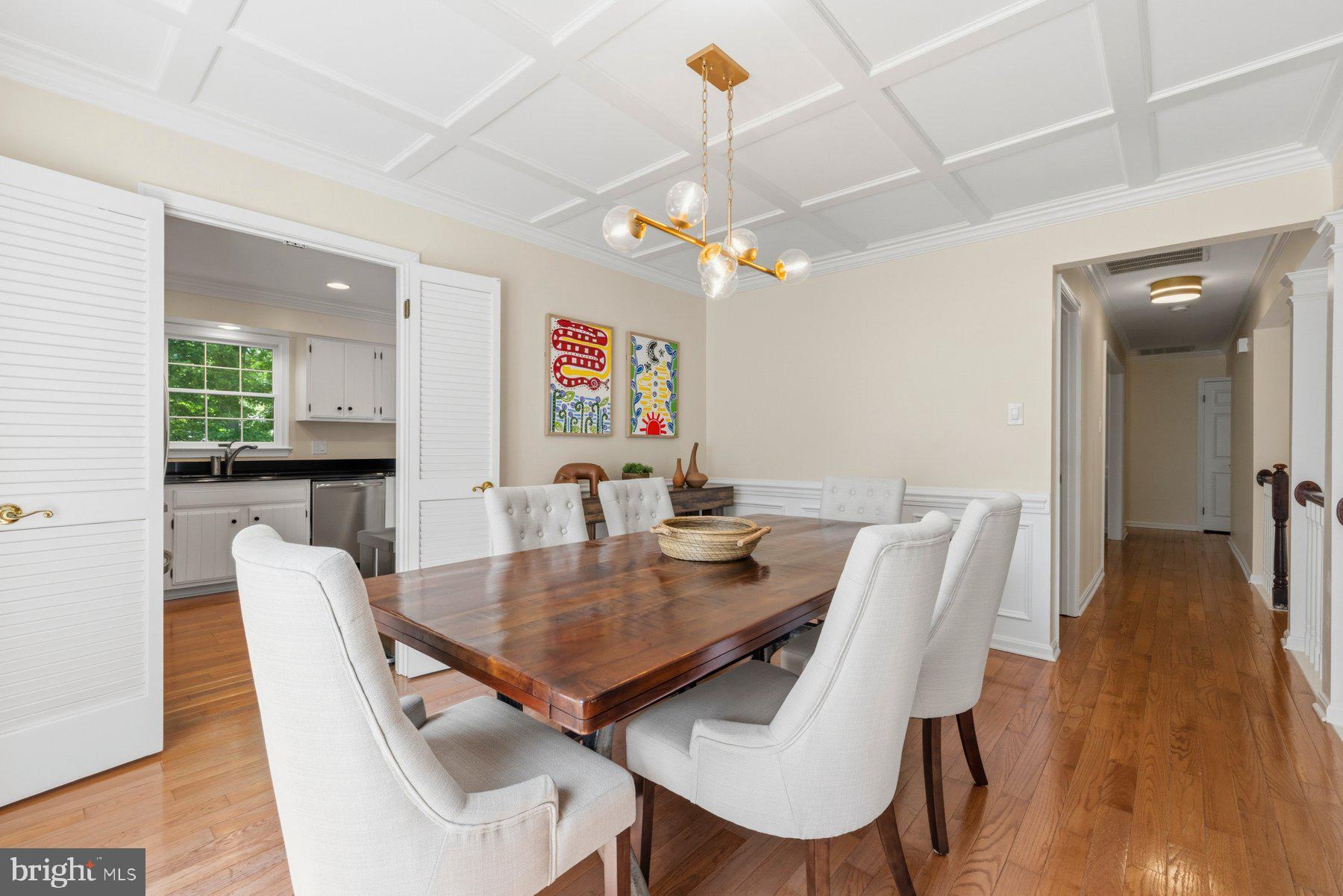 BURLEIGH MANOR - Residential