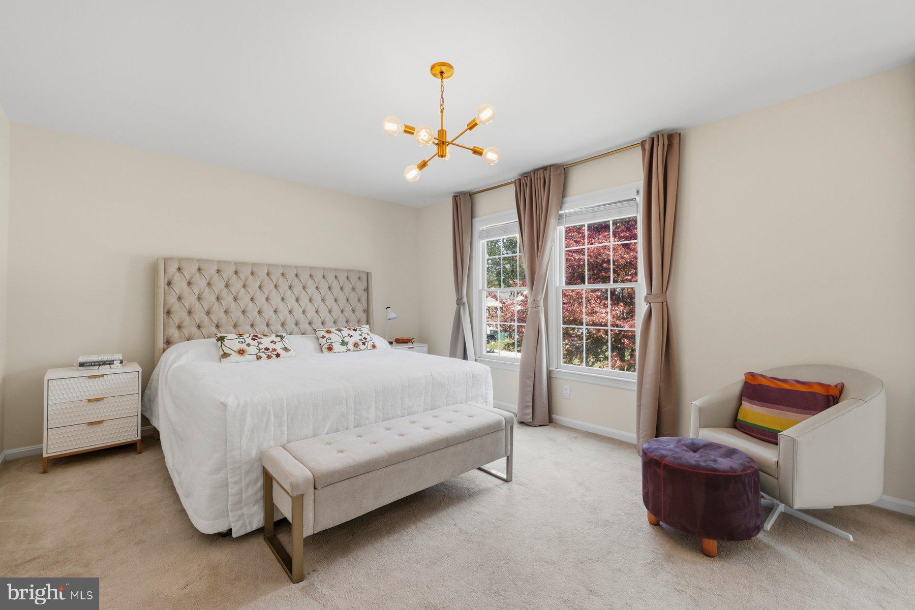 BURLEIGH MANOR - Residential