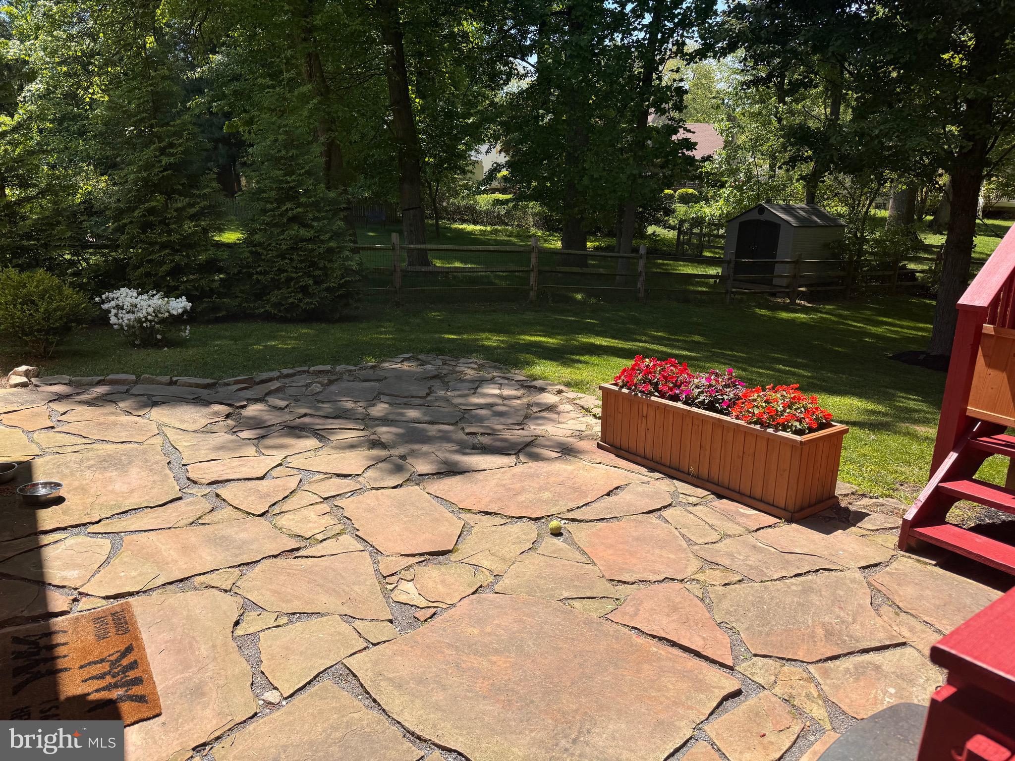 BURLEIGH MANOR - Residential