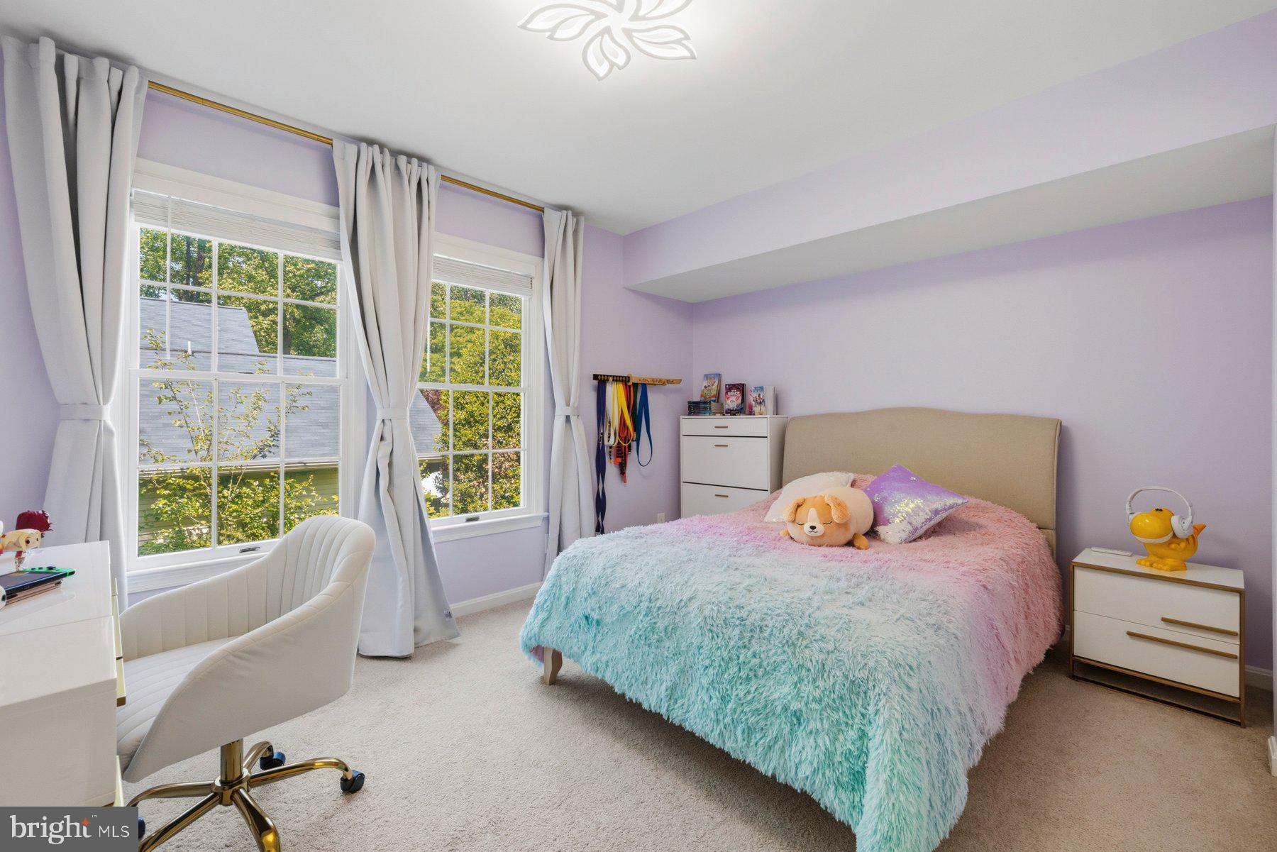 BURLEIGH MANOR - Residential