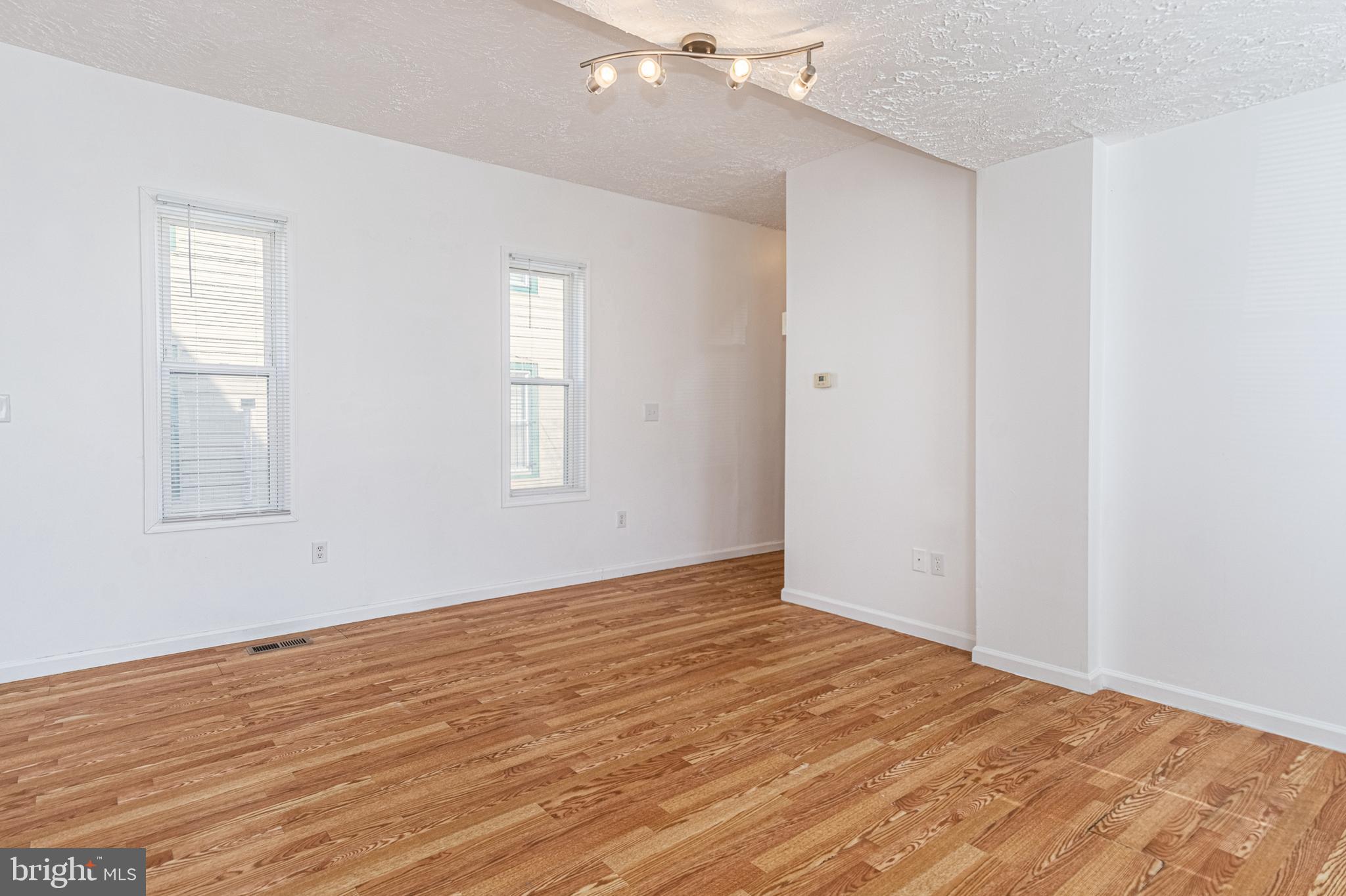 IRVINGTON - Residential