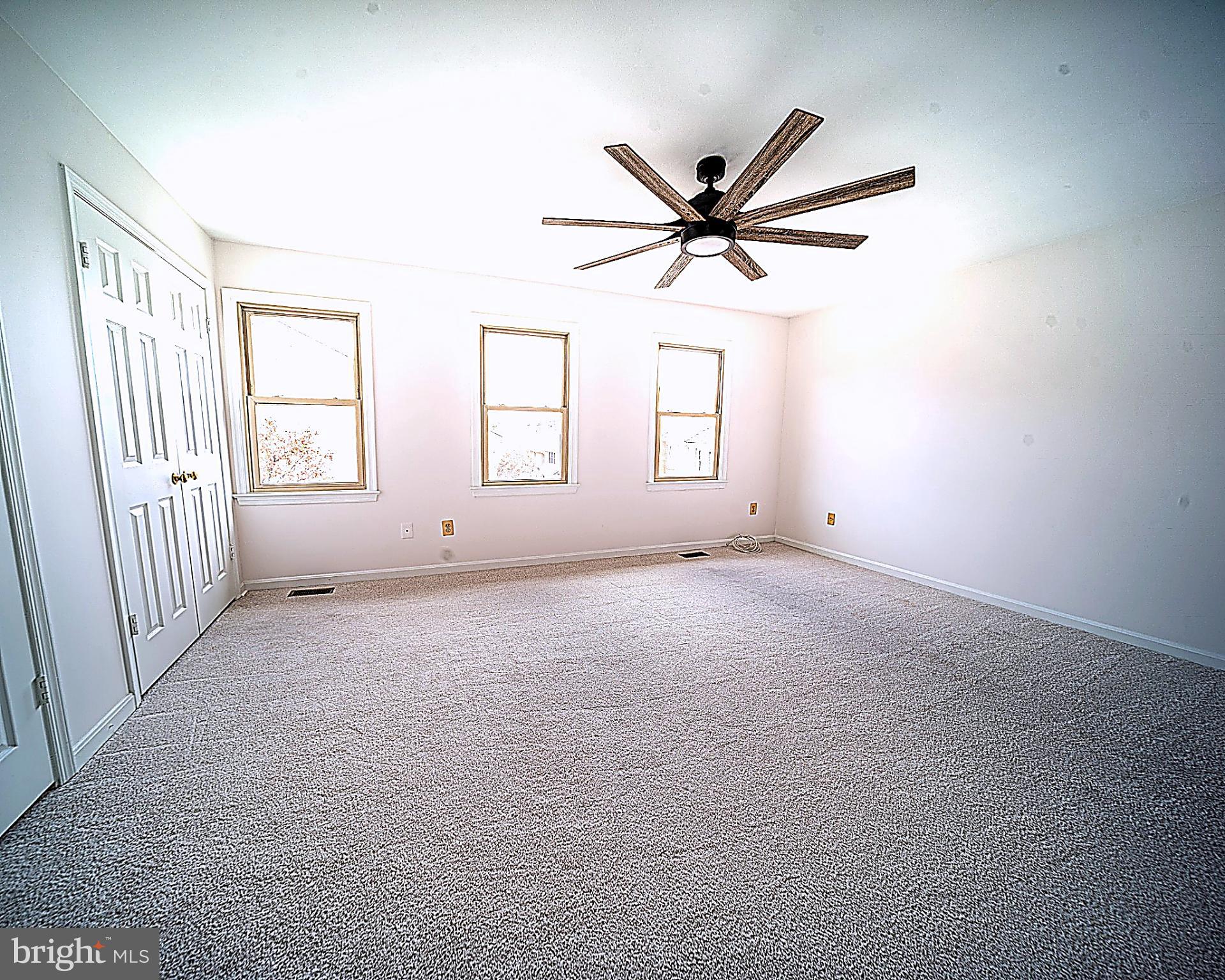 MANOR VILLAGE - Residential