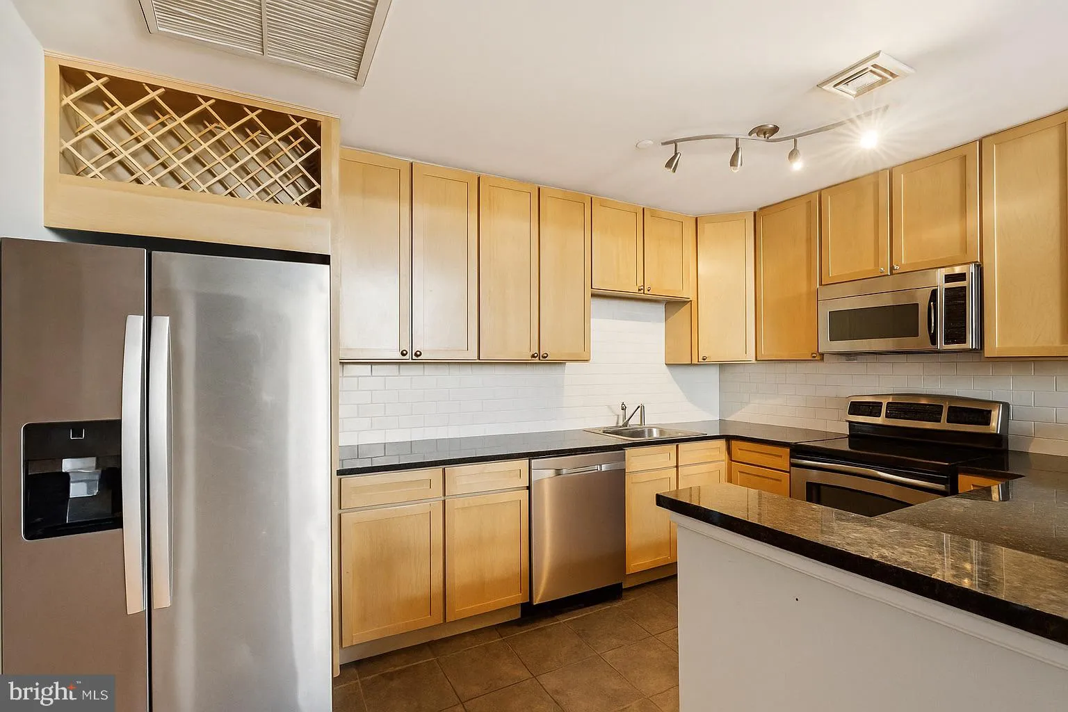 Philadelphia, Pennsylvania 19102, United States, 1 Bedroom Bedrooms, ,1 BathroomBathrooms,Residential,Active,145317