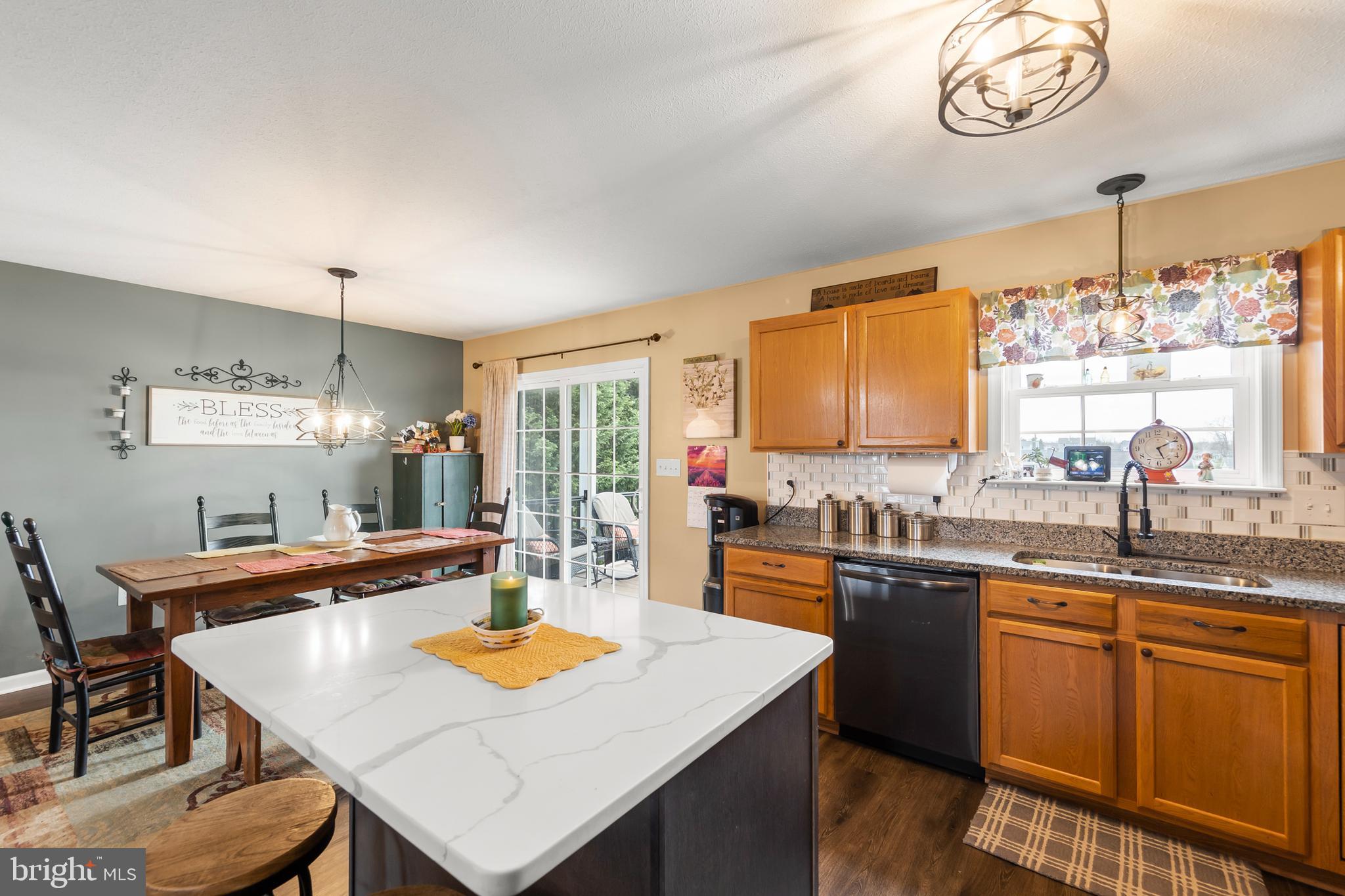 ELIZABETH STATION - Residential