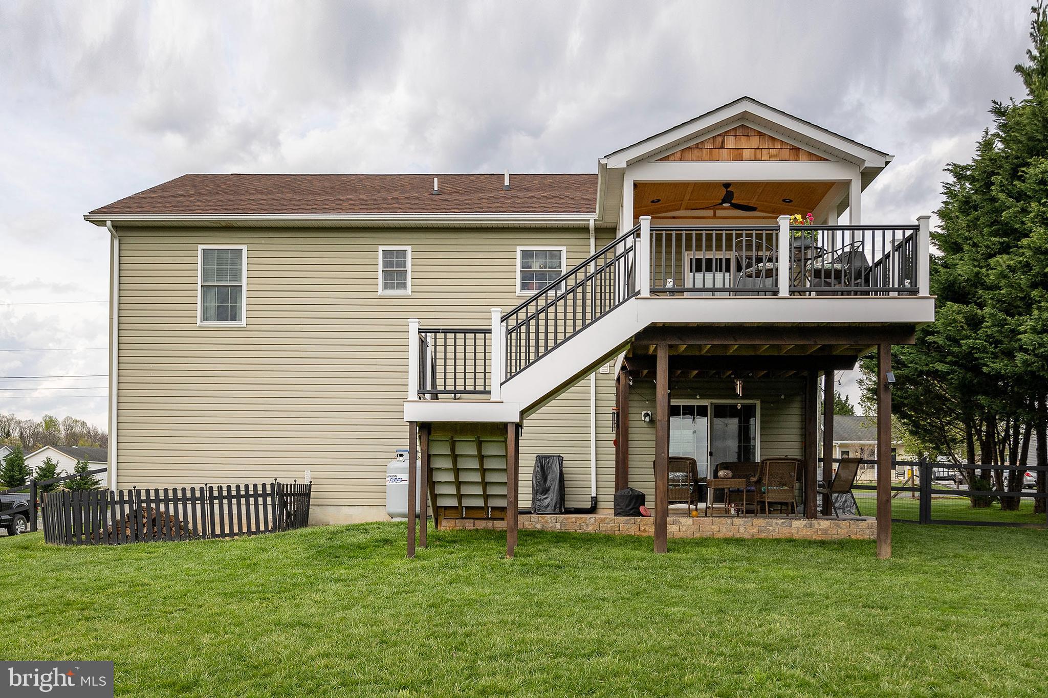 ELIZABETH STATION - Residential