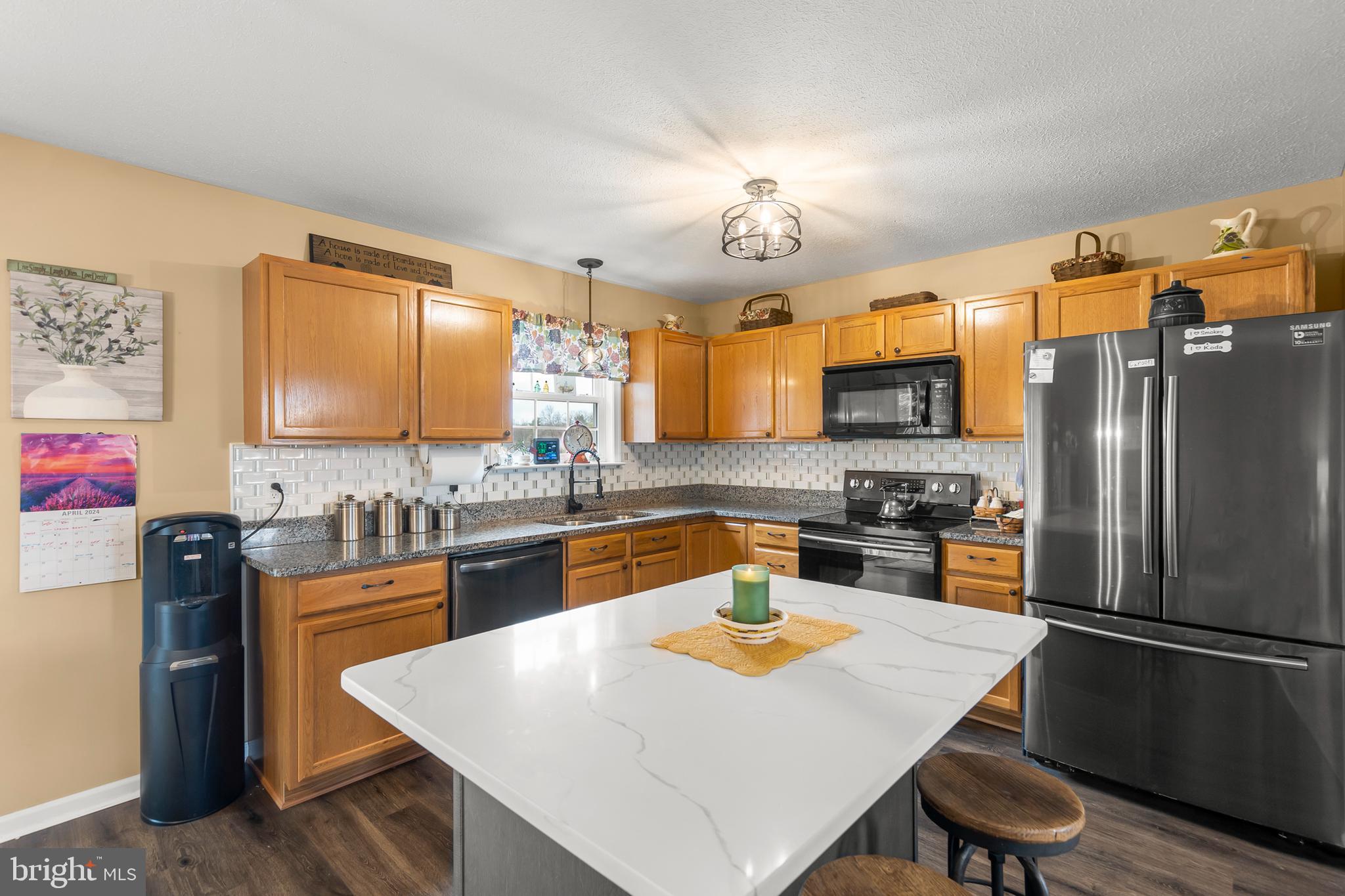 ELIZABETH STATION - Residential