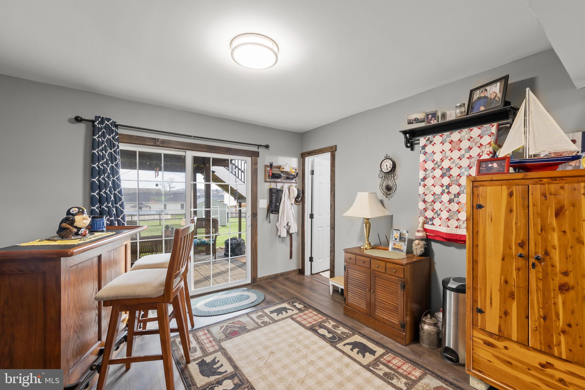 ELIZABETH STATION - Residential