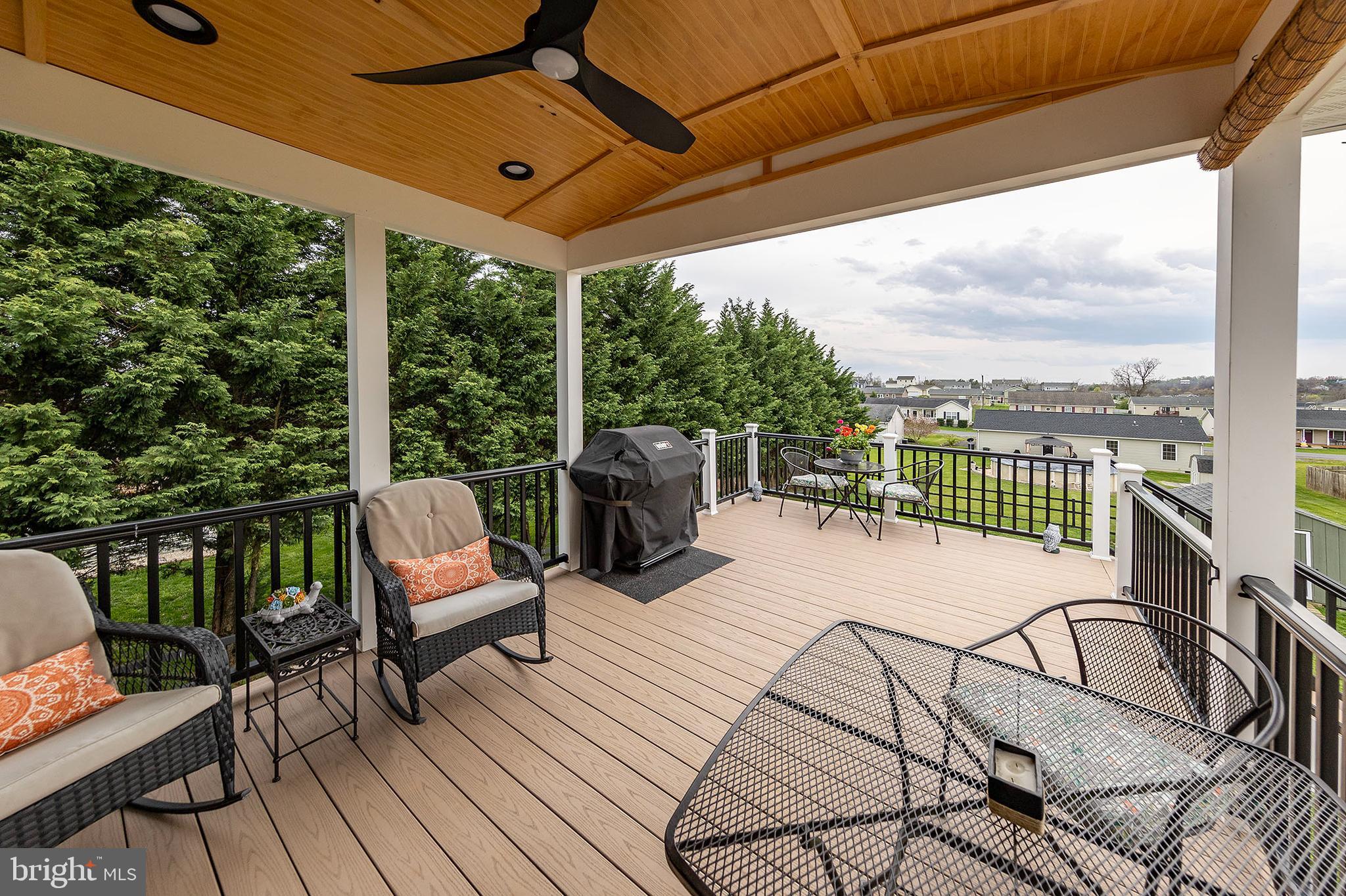 ELIZABETH STATION - Residential