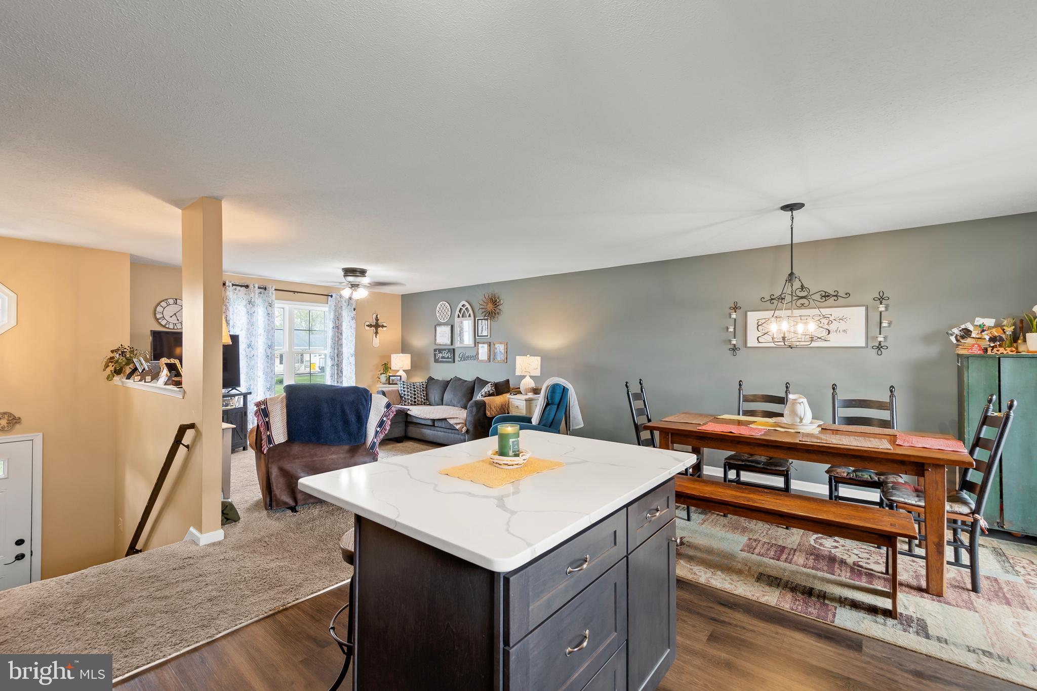 ELIZABETH STATION - Residential