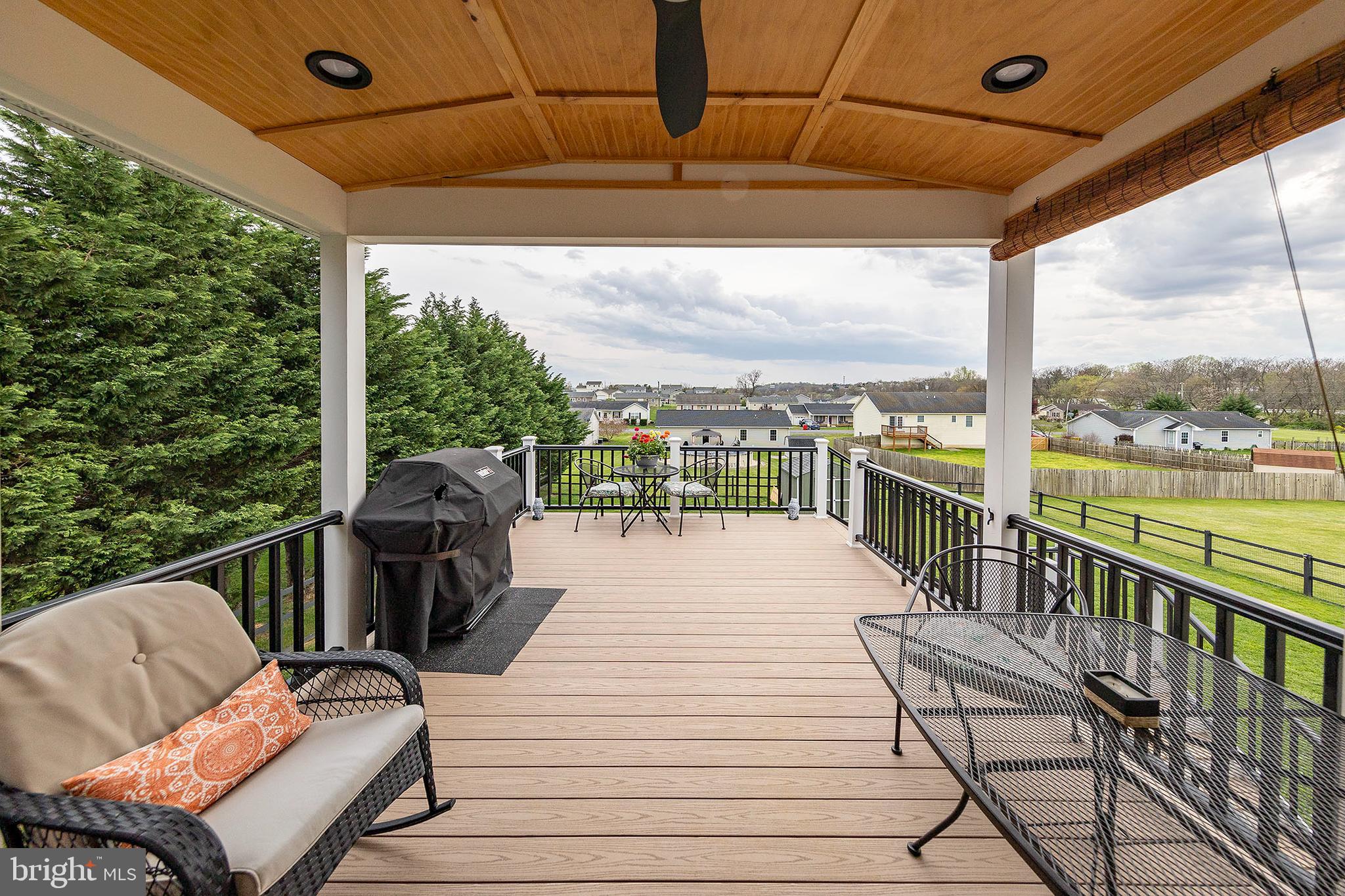 ELIZABETH STATION - Residential