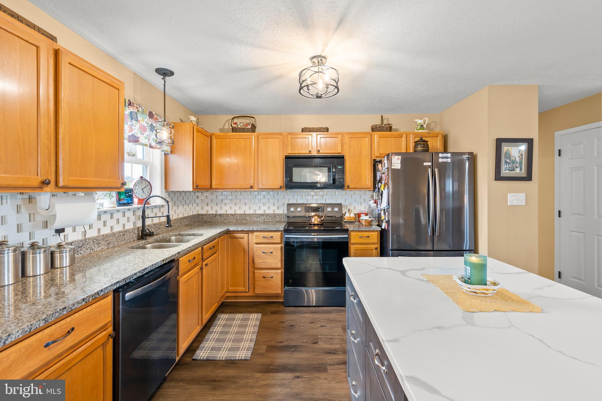 ELIZABETH STATION - Residential