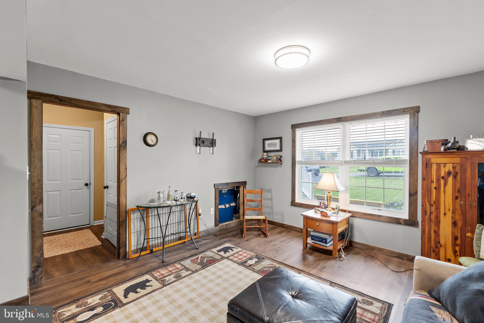 ELIZABETH STATION - Residential