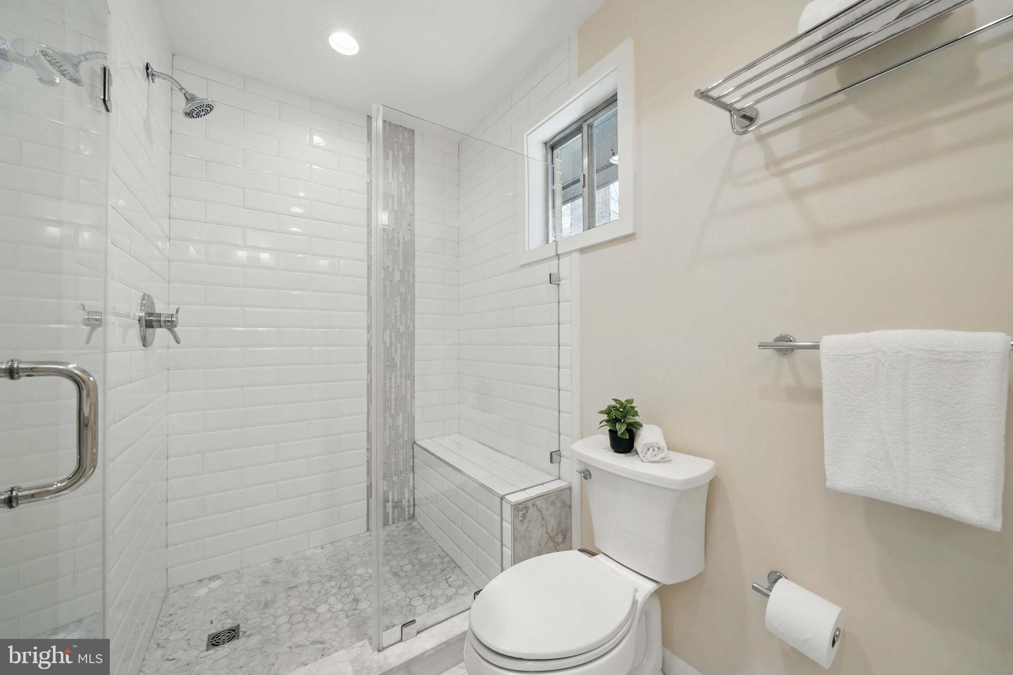 CHAIN BRIDGE FOREST - Residential