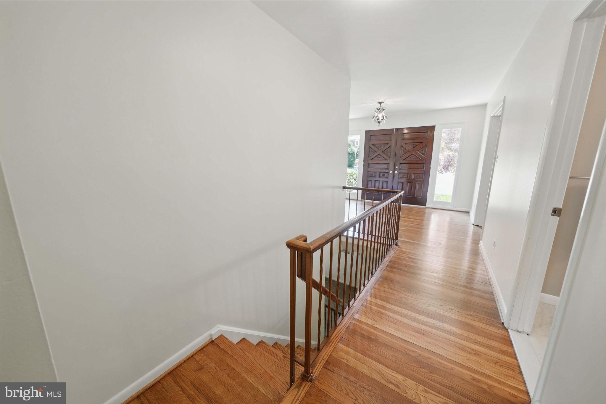 CHAIN BRIDGE FOREST - Residential