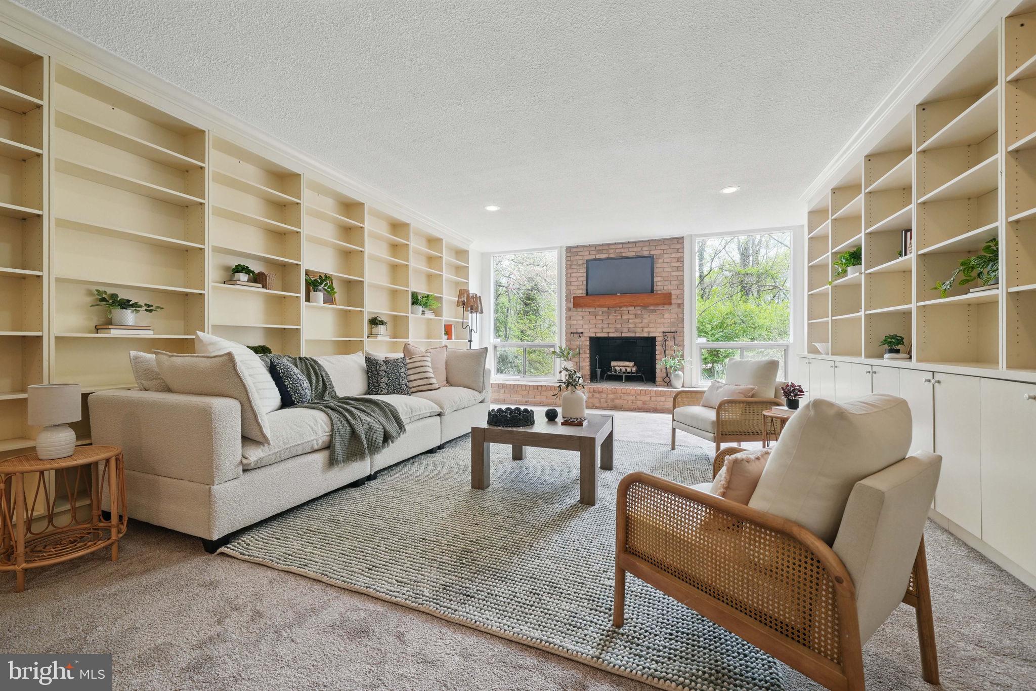 CHAIN BRIDGE FOREST - Residential