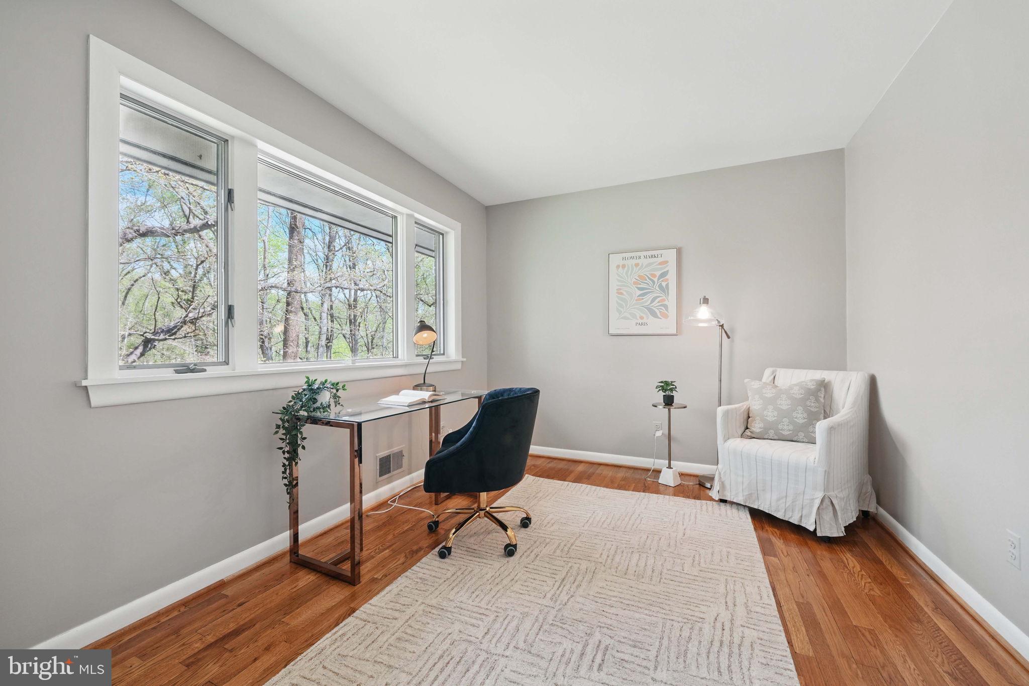 CHAIN BRIDGE FOREST - Residential