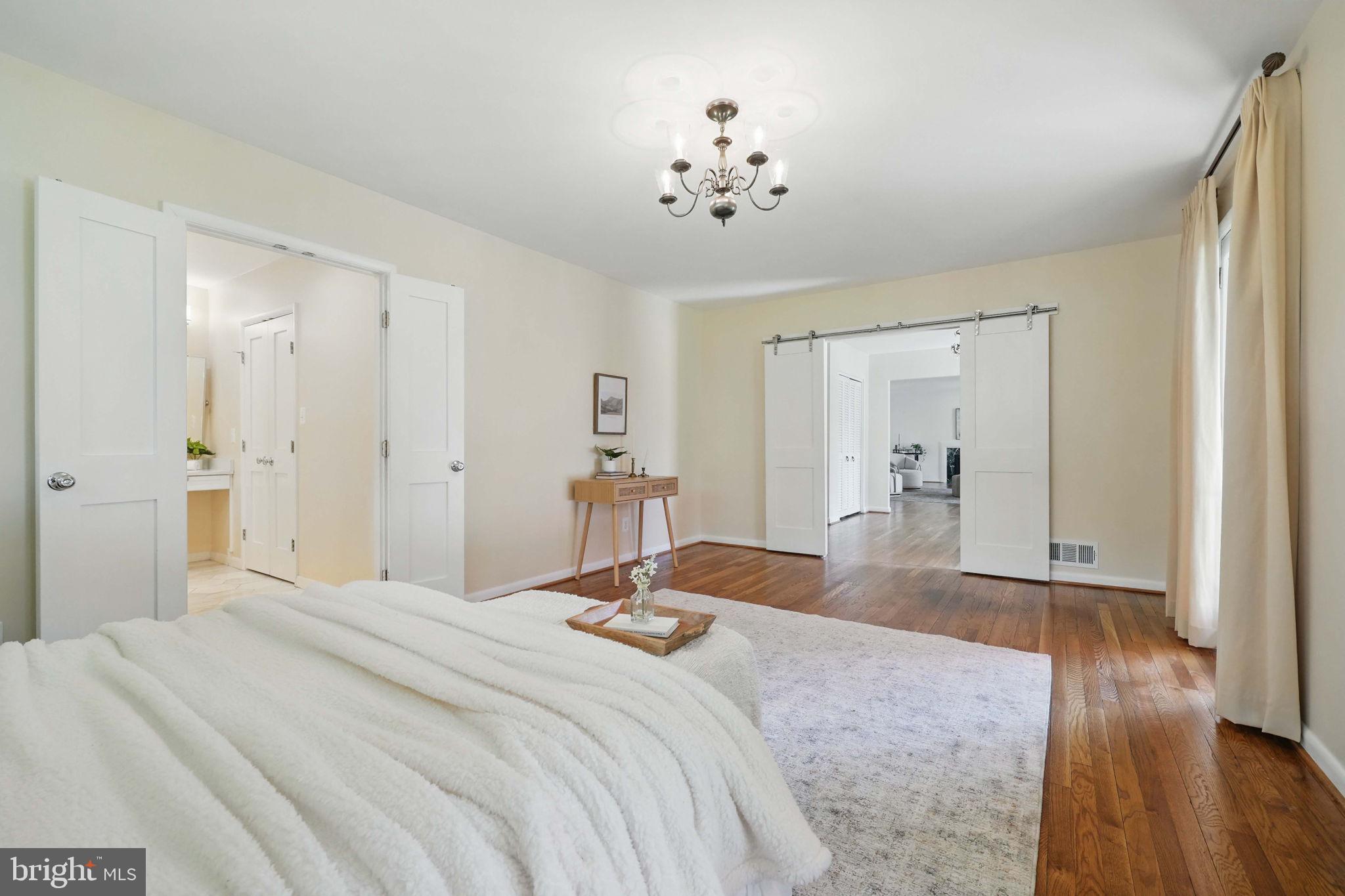 CHAIN BRIDGE FOREST - Residential