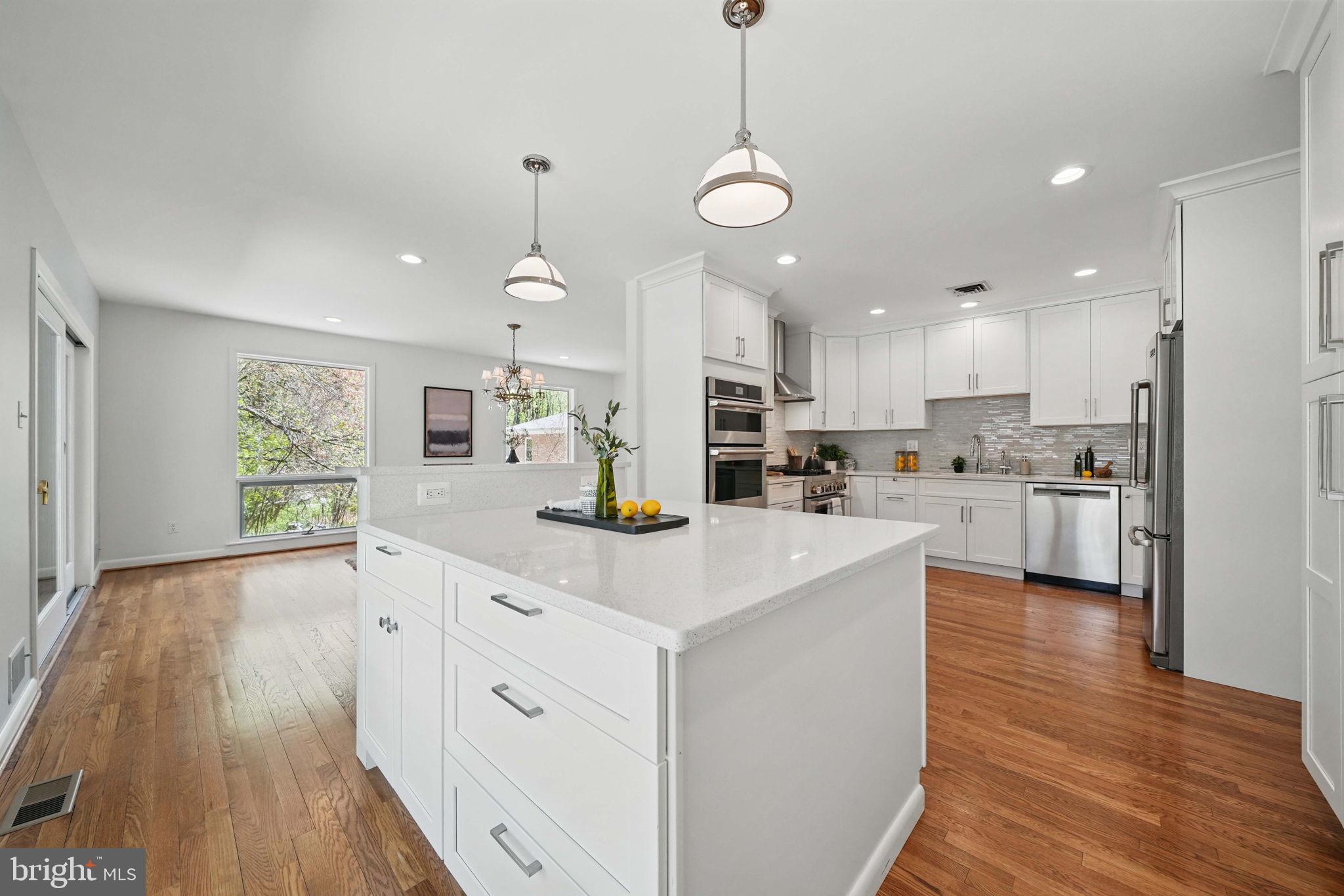 CHAIN BRIDGE FOREST - Residential