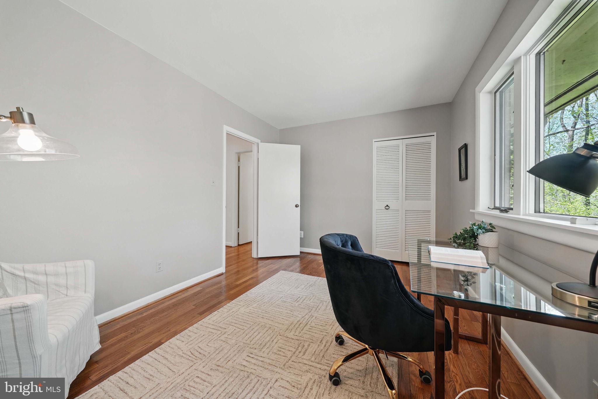 CHAIN BRIDGE FOREST - Residential