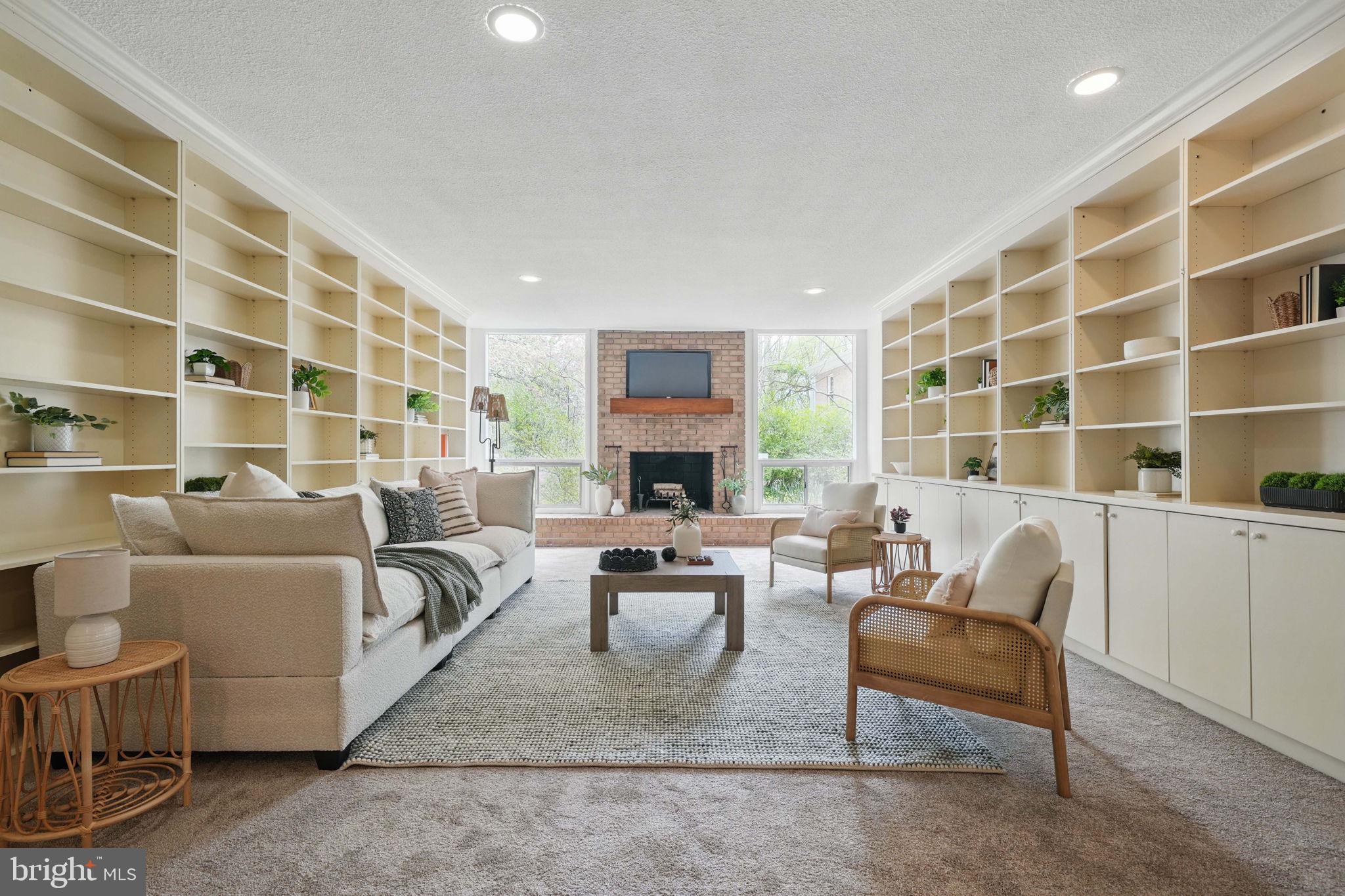 CHAIN BRIDGE FOREST - Residential