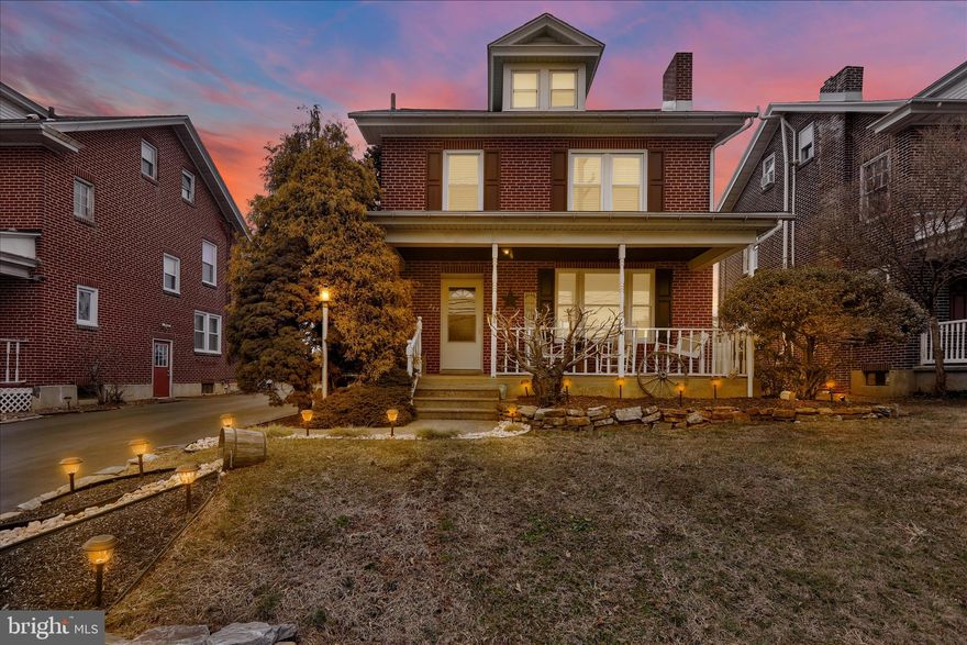 Welcome to 217 Revere Blvd, a charming 4-bedroom, 2-bath single-family home located in the highly desirable Wilson School District. This well-maintained property offers a lovely, functional floor plan designed for comfortable everyday living and easy entertaining.
The home features an updated kitchen with modern finishes and plenty of space for cooking. The inviting living area is highlighted by a cozy gas fireplace, creating a warm and welcoming atmosphere. A full bathroom on the main level adds convenience and flexibility for everyday living.
Upstairs, you'll find four nicely sized bedrooms along with the second full bathroom, providing comfortable space for family, guests, or a home office.
Step outside to enjoy the rear deck, perfect for relaxing, grilling, or entertaining outdoors. The property also includes a detached one-car garage and additional yard space to enjoy.
Conveniently located near shopping, dining, parks, and major routes, this home offers the perfect combination of comfort, location, and lifestyle.
Schedule your private tour today and see everything this Wilson School District home has to offer.