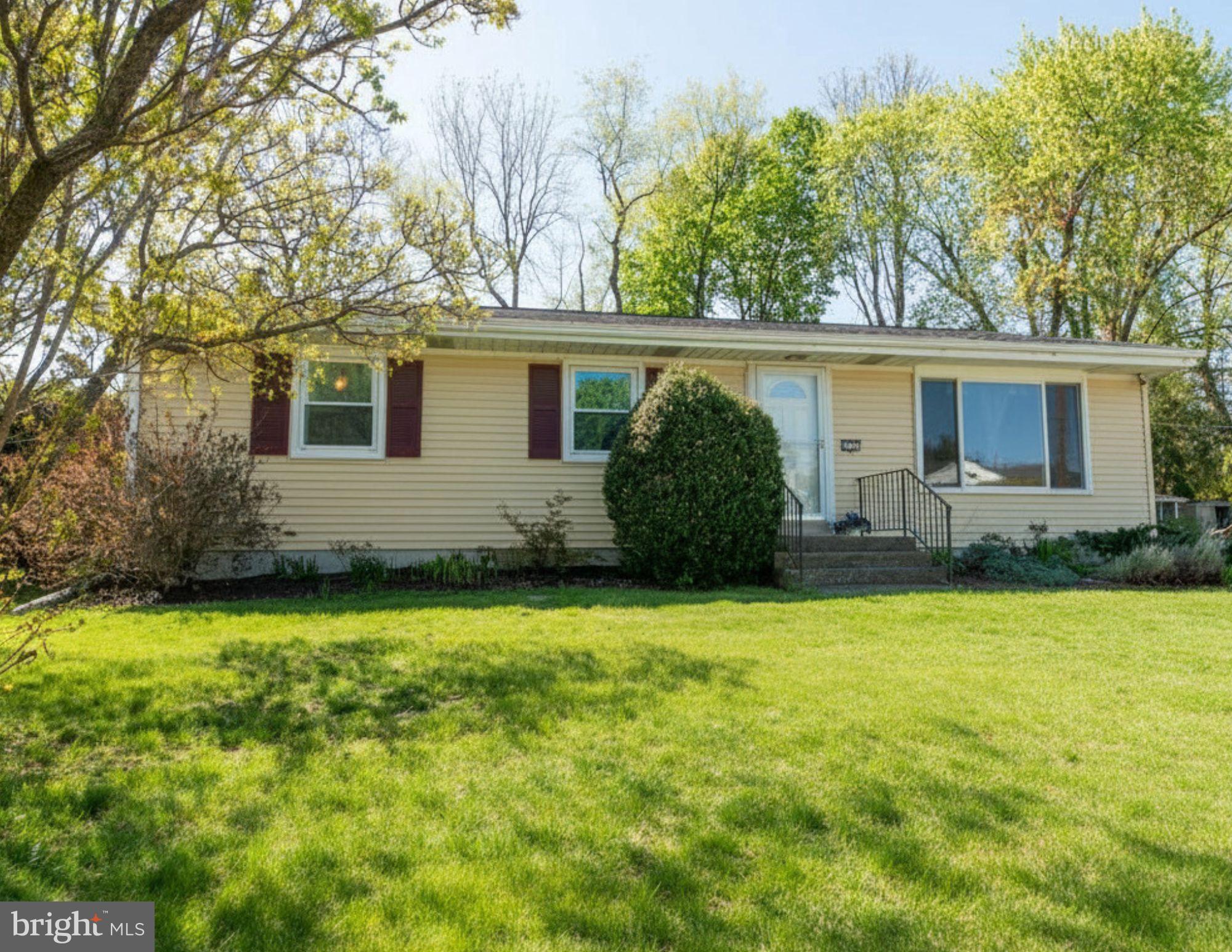 PINE GROVE - Residential