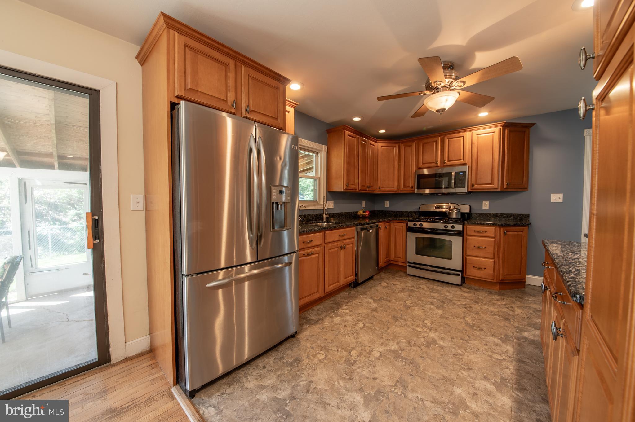 PINE GROVE - Residential