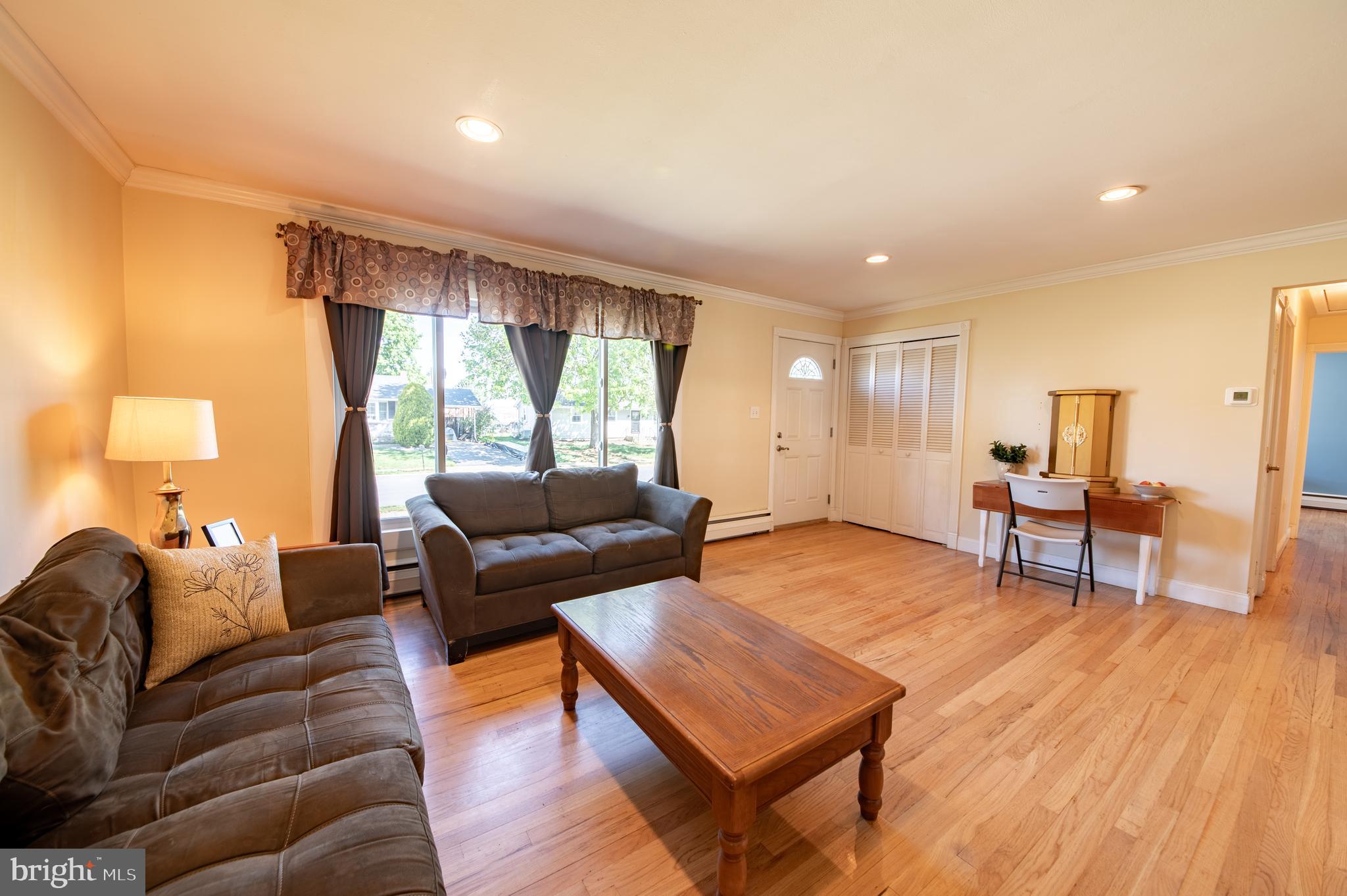 PINE GROVE - Residential