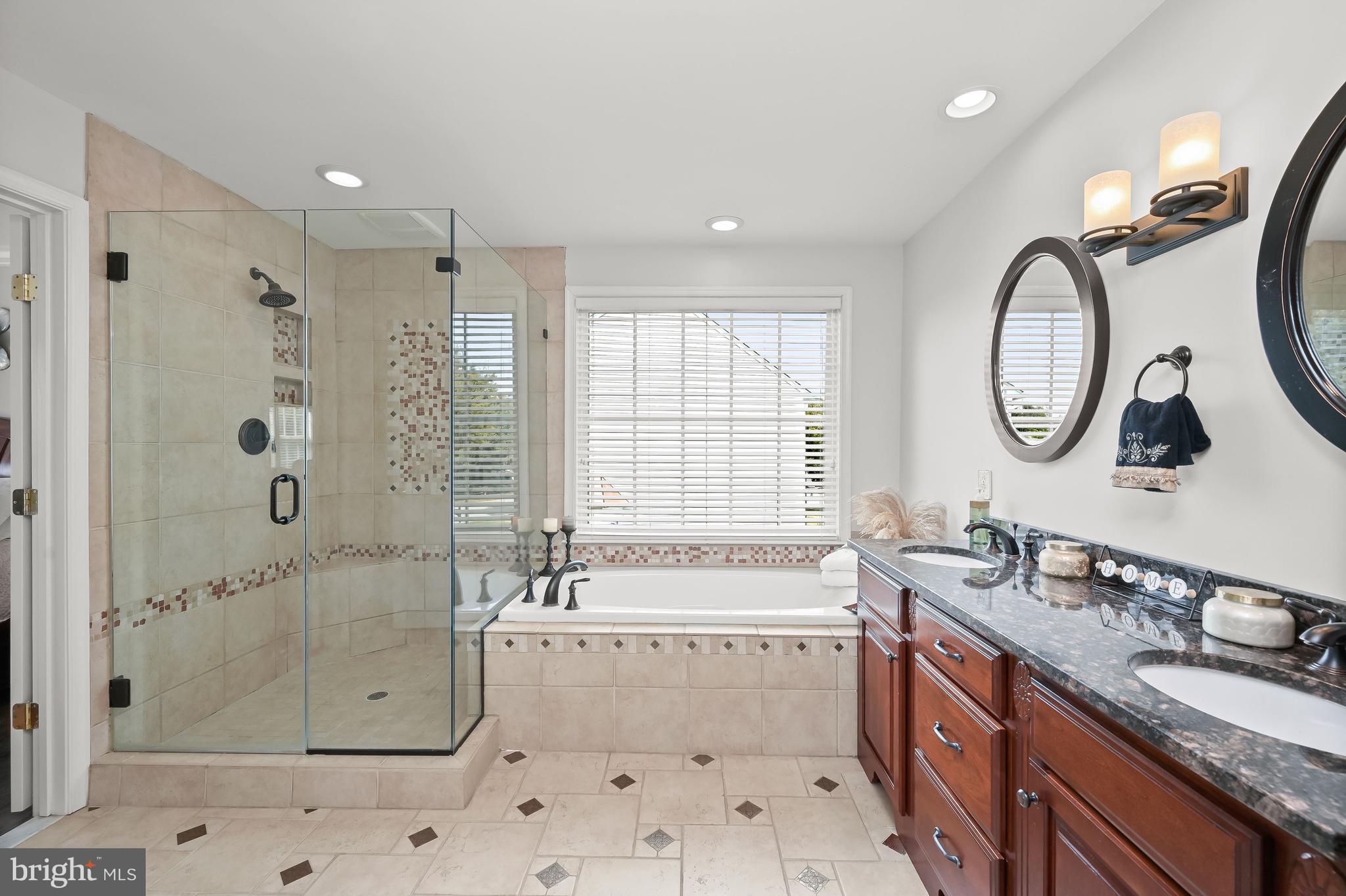 CLARKS GLEN - Residential