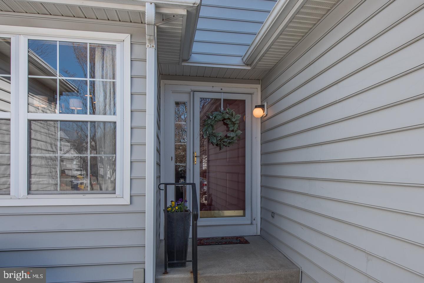 THORNHILL - Residential