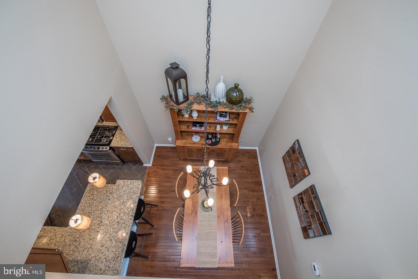 THORNHILL - Residential