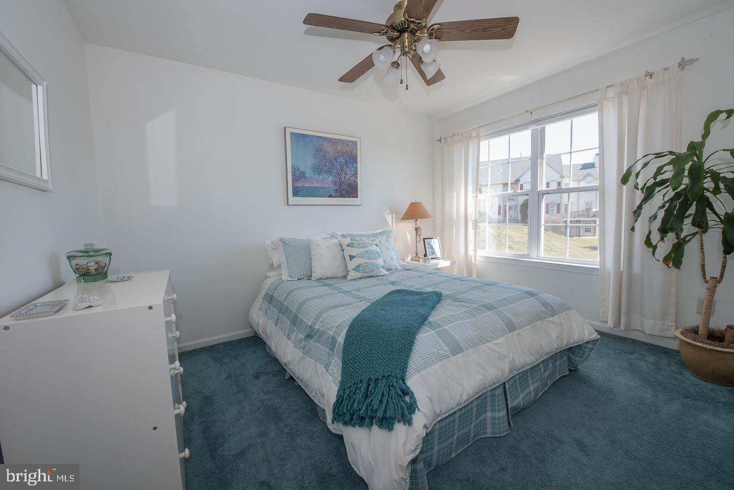 THORNHILL - Residential