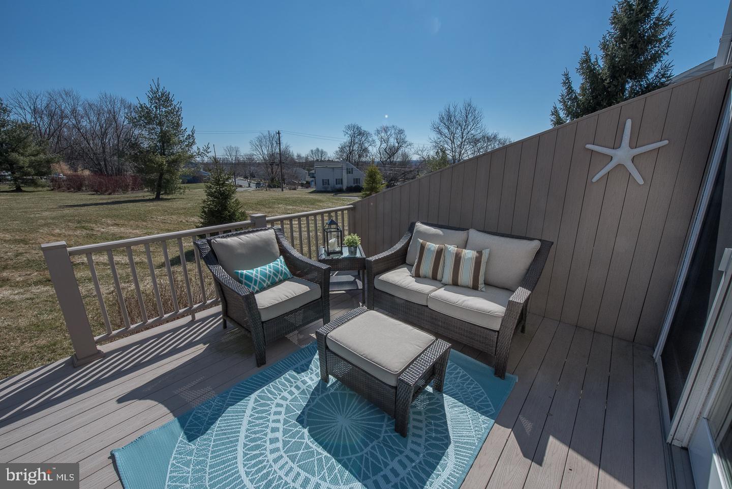 THORNHILL - Residential