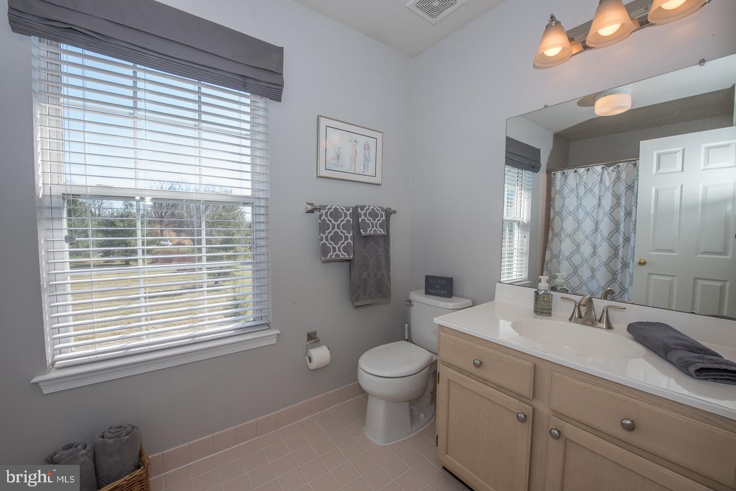 THORNHILL - Residential