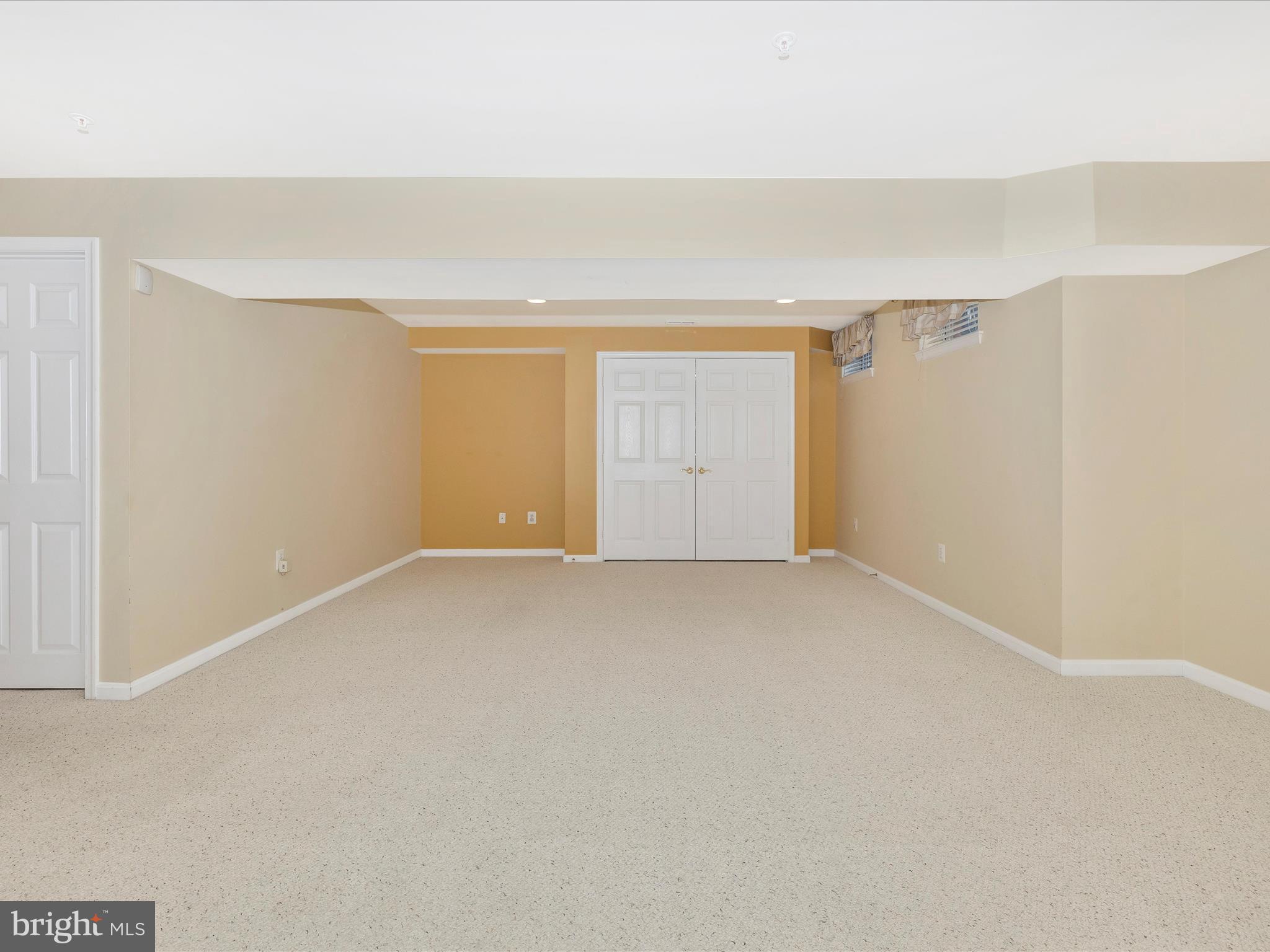 WORMANS MILL - Residential