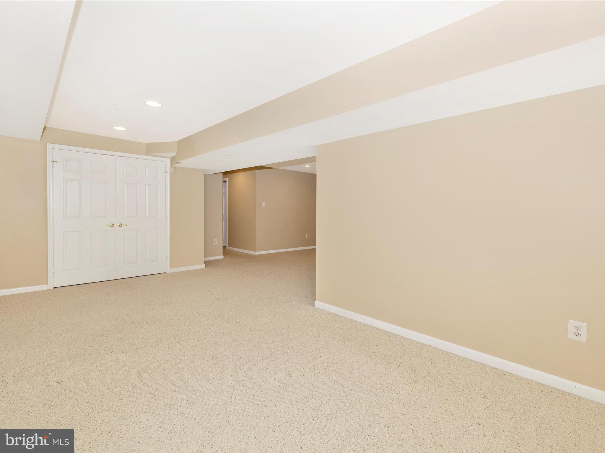 WORMANS MILL - Residential