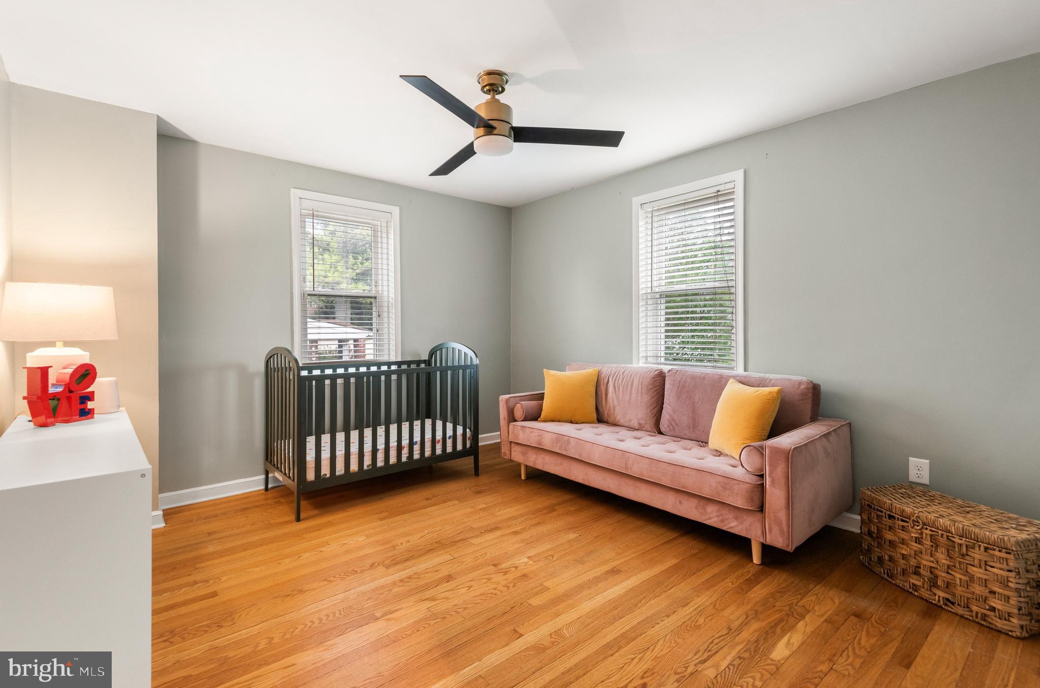 ASTON ARMS - Residential