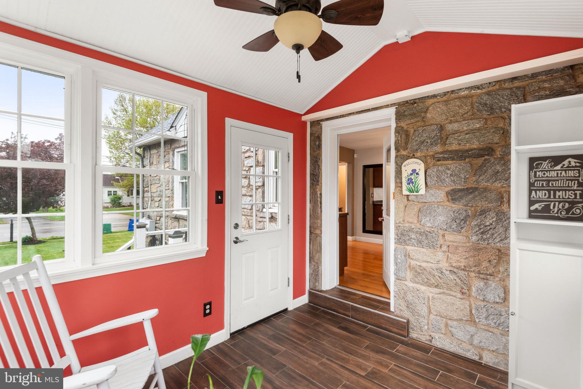 ASTON ARMS - Residential