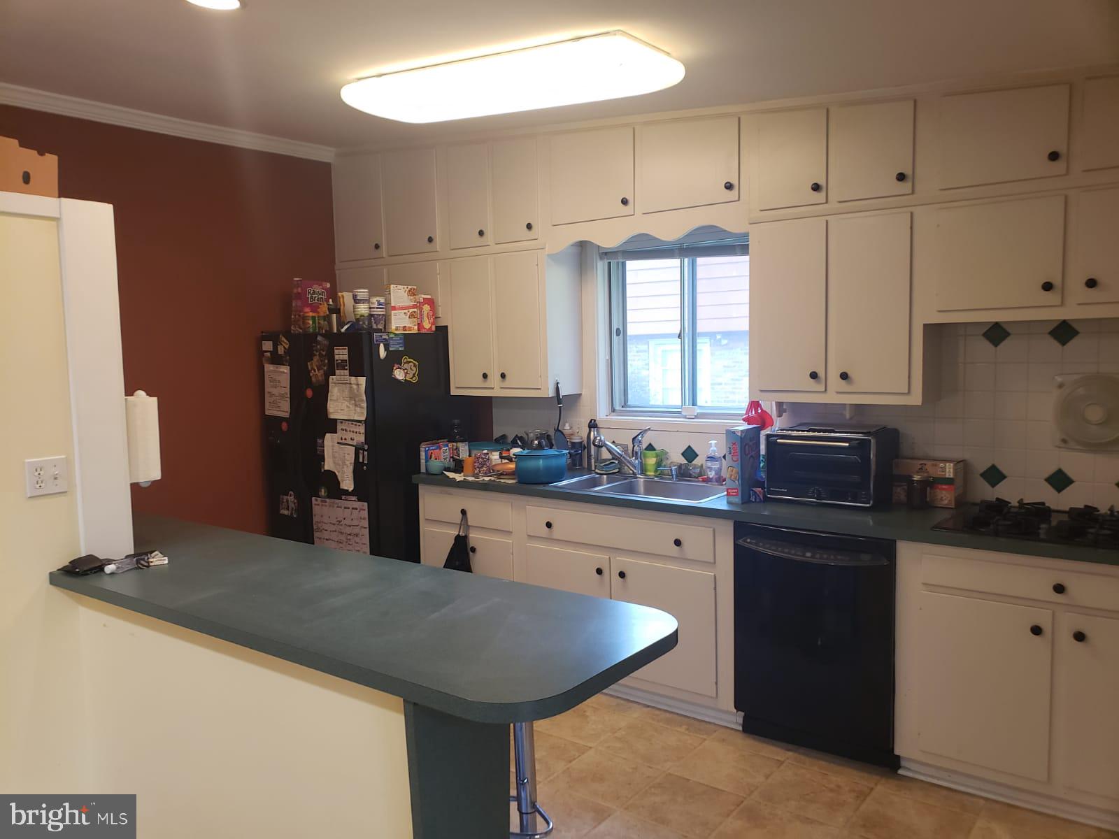 TWINBROOK FOREST - Residential Lease