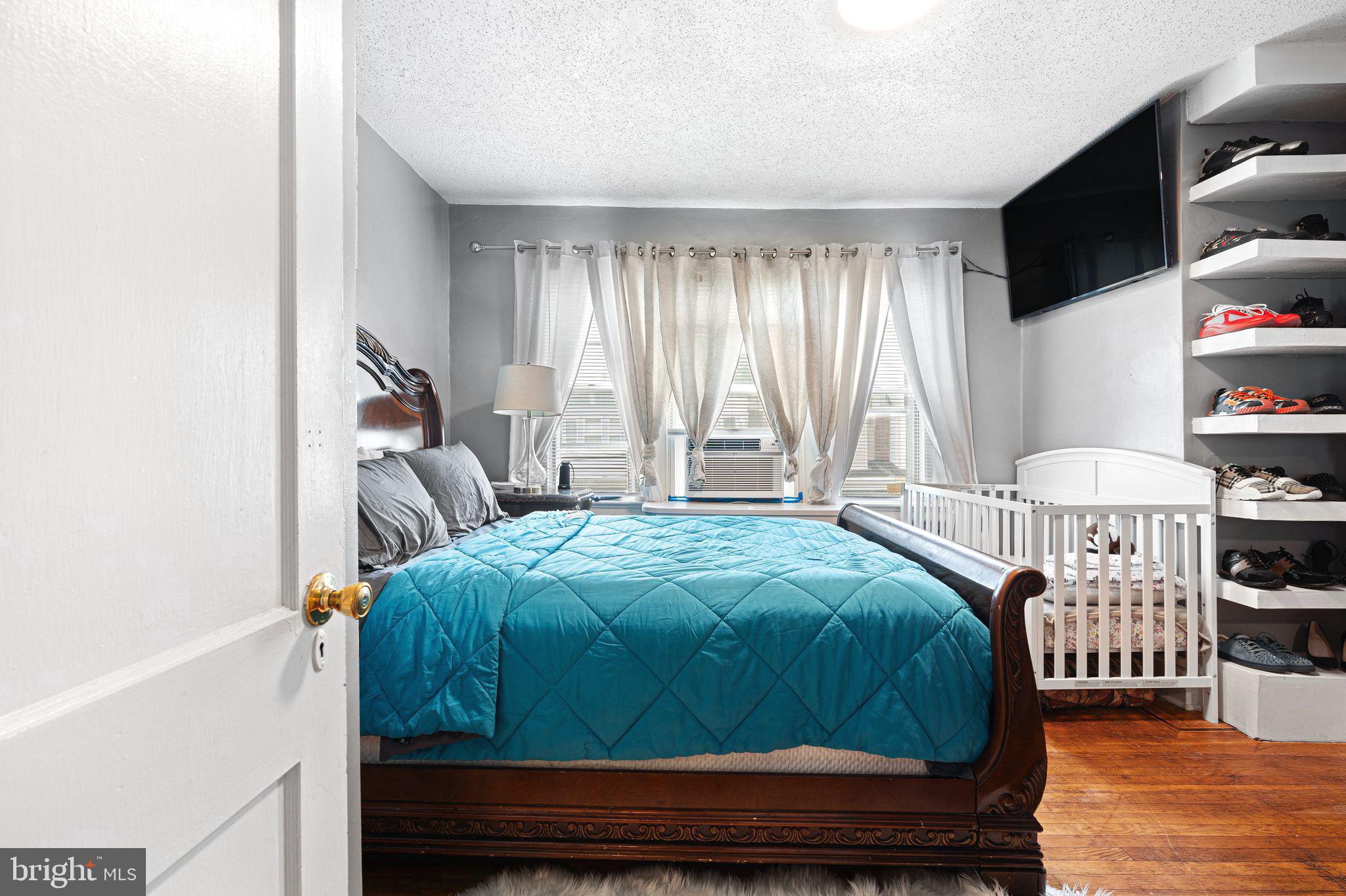 NORTHWOOD - Residential